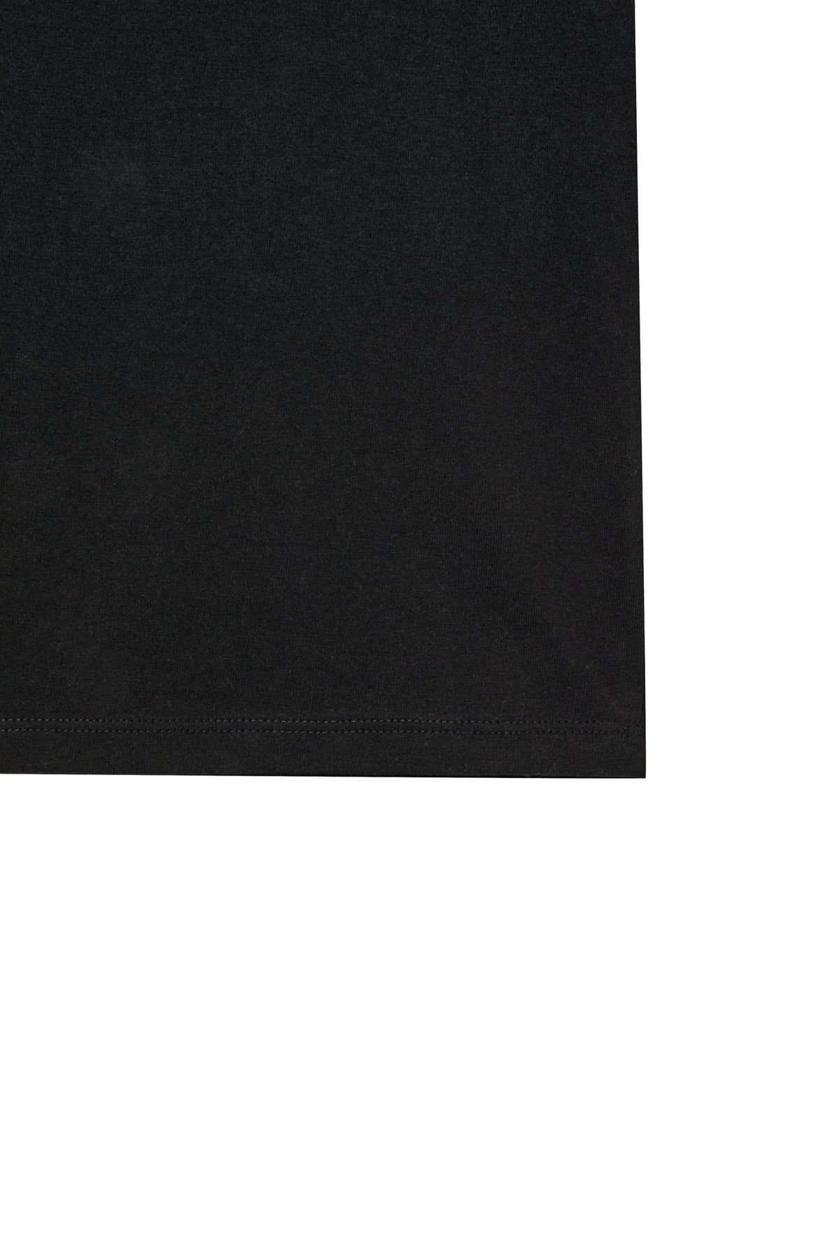 다이닛(DEINET) TYPO GRAPHIC2 T-SHIRT IN BLACK
