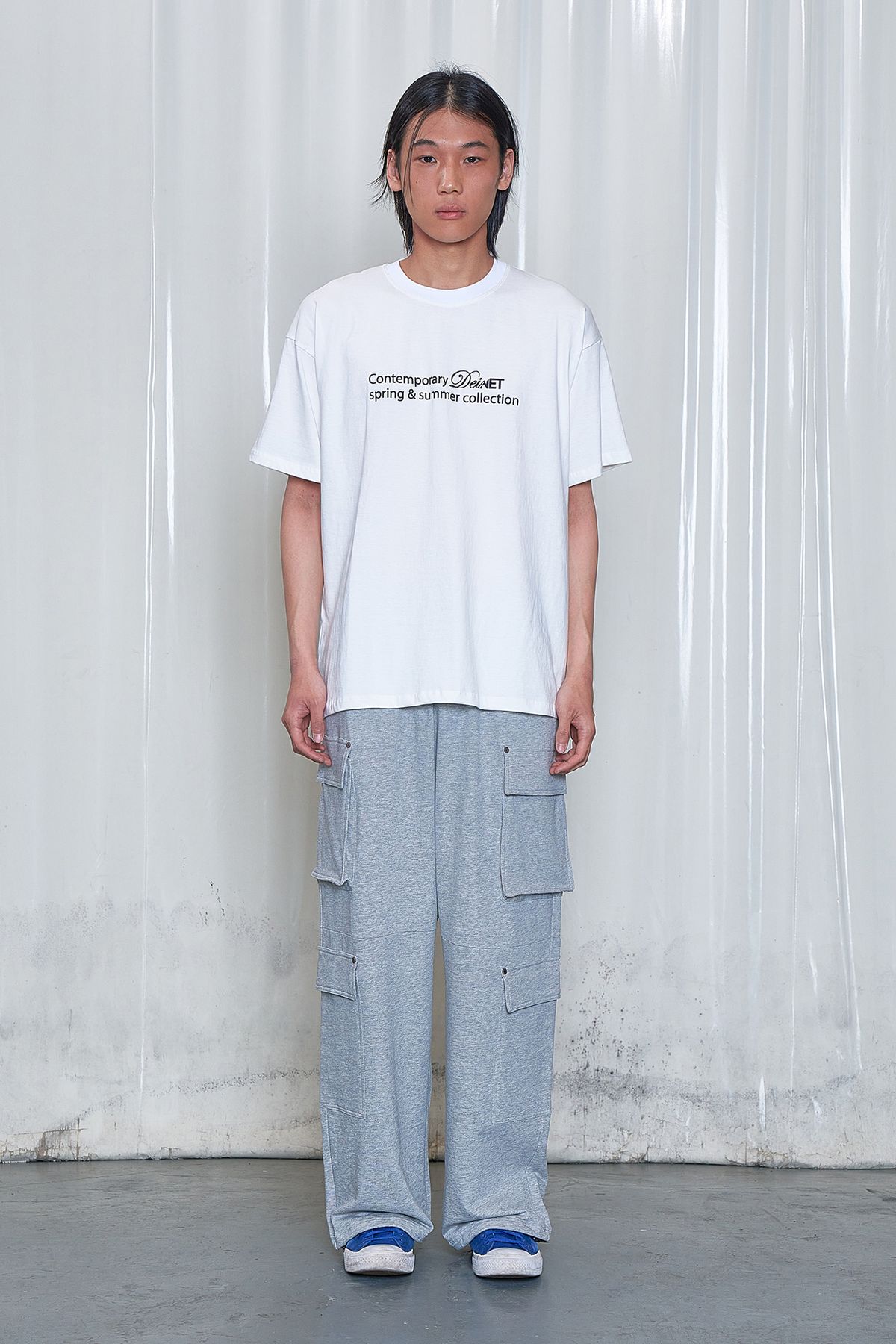다이닛(DEINET) CONTEMPORARY T-SHIRT IN WHITE