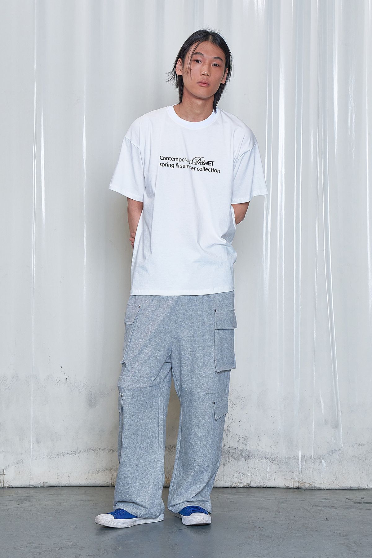 다이닛(DEINET) CONTEMPORARY T-SHIRT IN WHITE