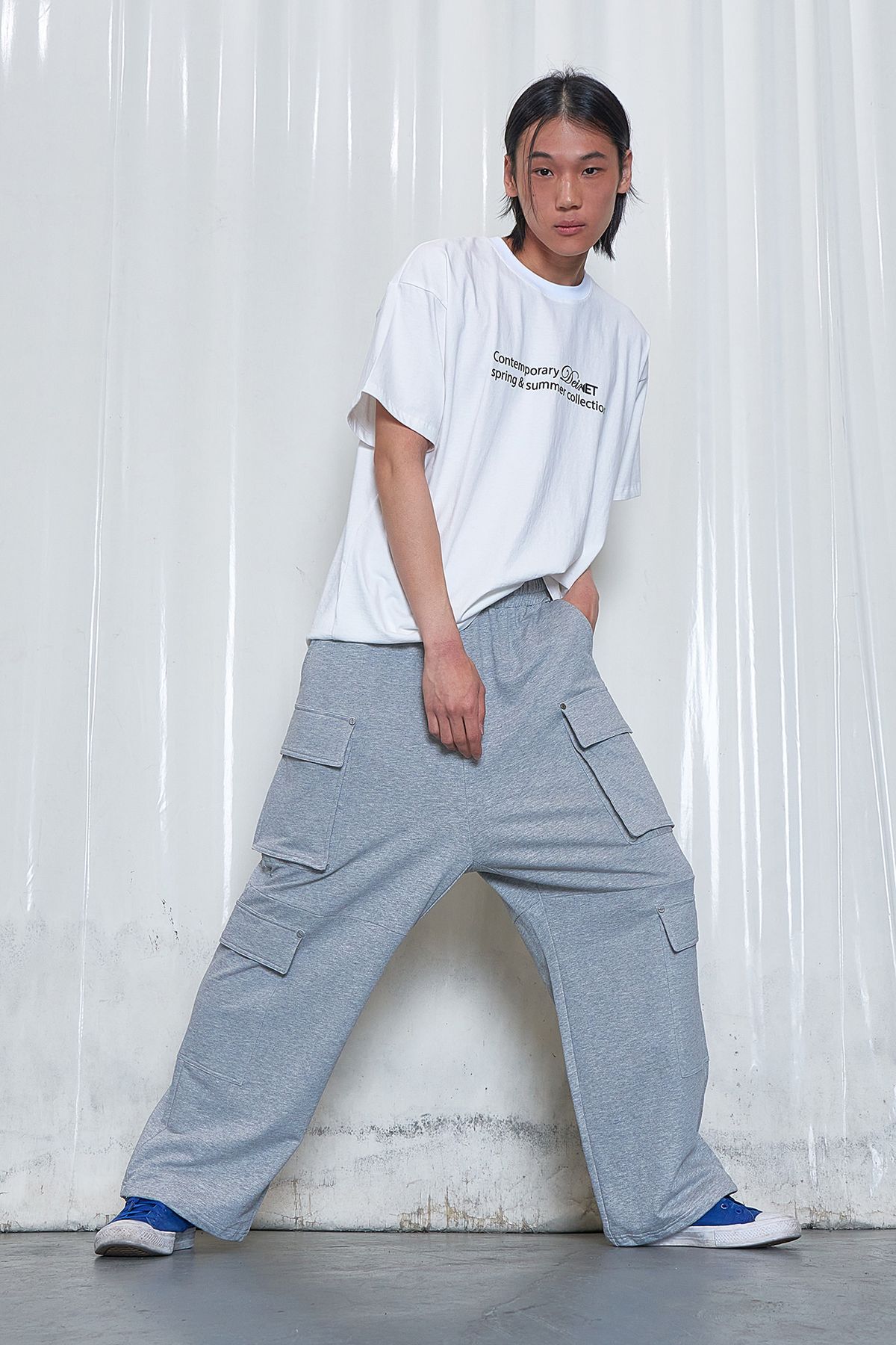 다이닛(DEINET) CONTEMPORARY T-SHIRT IN WHITE