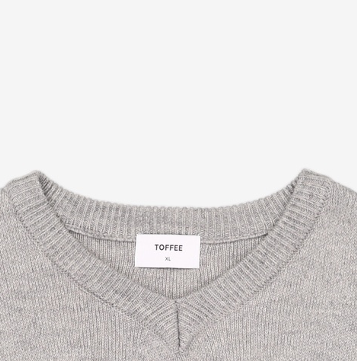 토피(TOFFEE) 울 브이넥 니트 (GREY) XL
