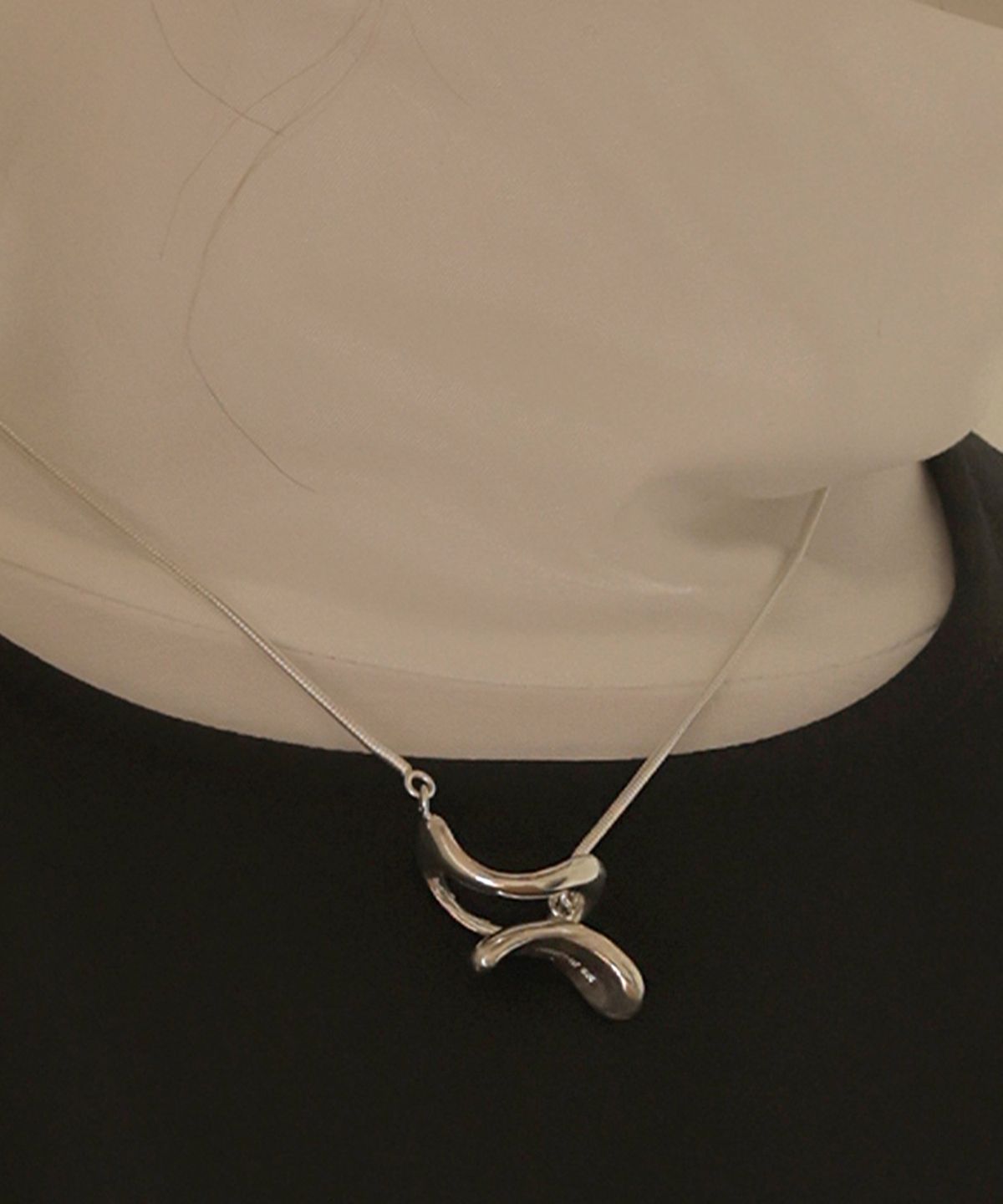 레인디어(REINDEER) ECLAT NECKLACE 01
