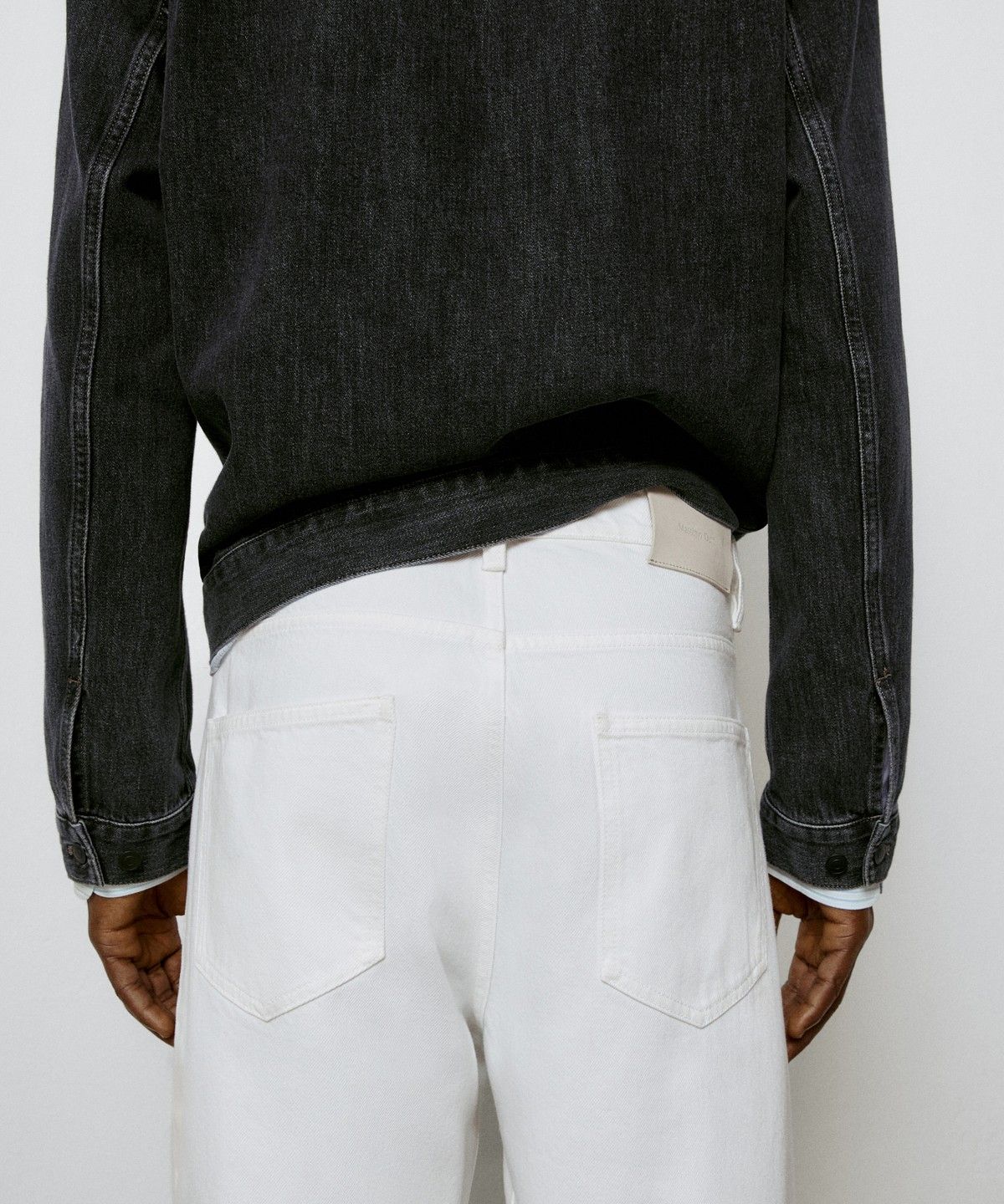 마시모두띠(MASSIMO DUTTI) 스트레이트 핏 데님 팬츠