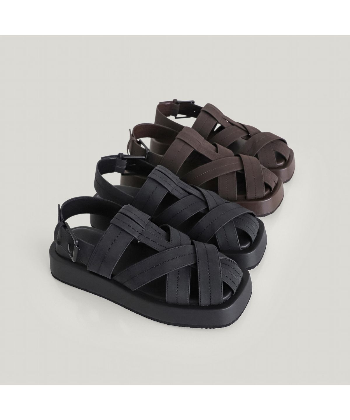 엘칸토(ELCANTO) 인텐스 남성 와이드 밴드 스퀘어 플랫폼 샌들 4.5cm LCMW58I626