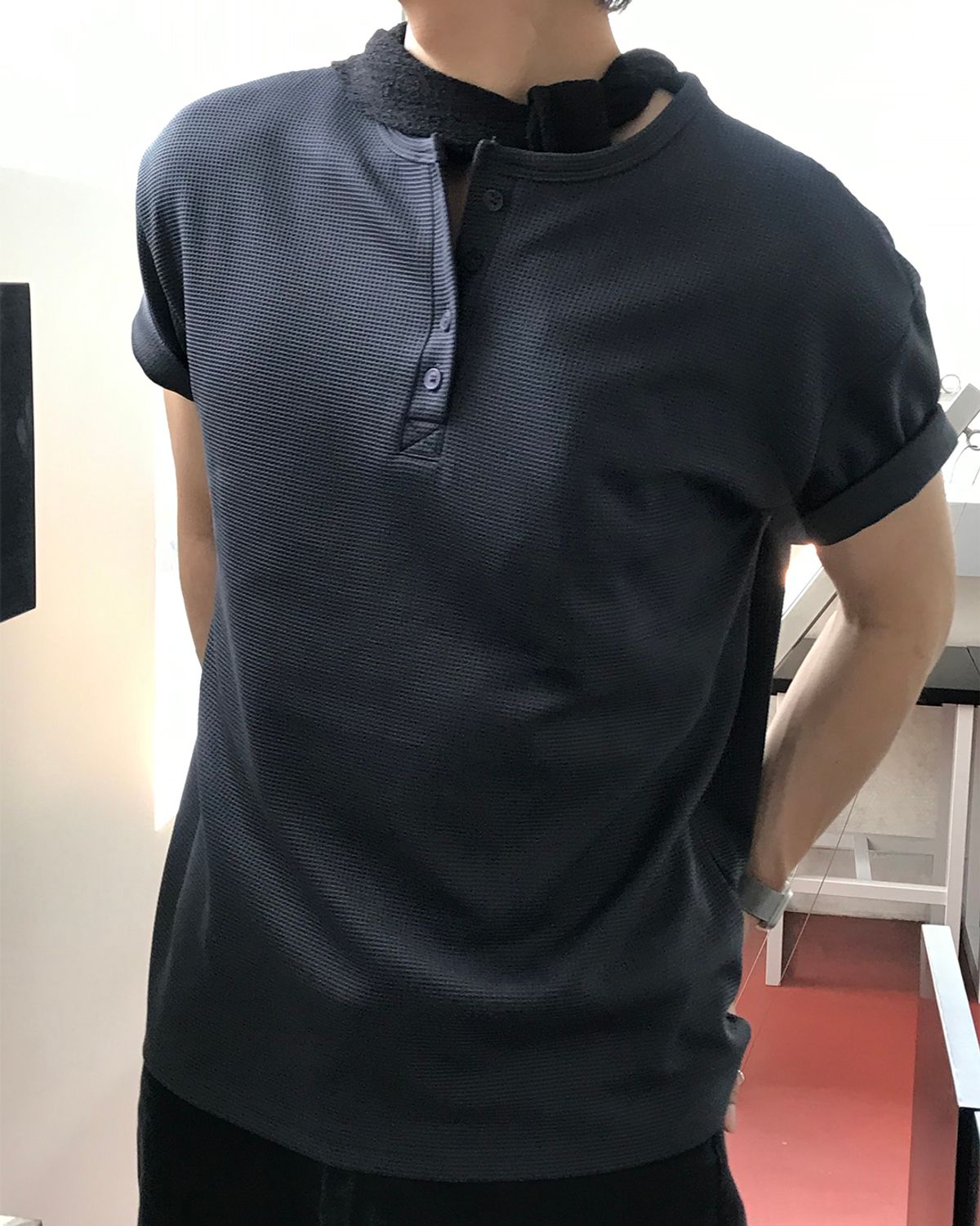 플레이스스튜디오맨(PLACESTUDIOMAN) 와플 헨리넥 베이직 스냅 포인트 데일리 오버핏 반팔 티셔츠 _3COLOR