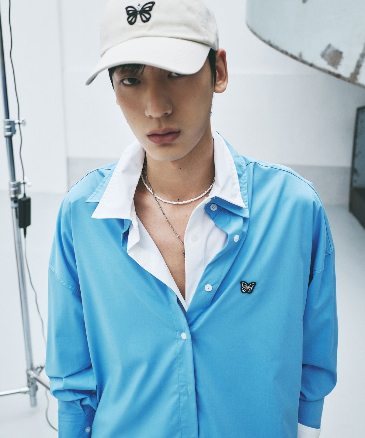닉앤니콜(NICK&NICOLE) FLUID BUTTERFLY OVERSIZED SHIRT_COBALT BLUE