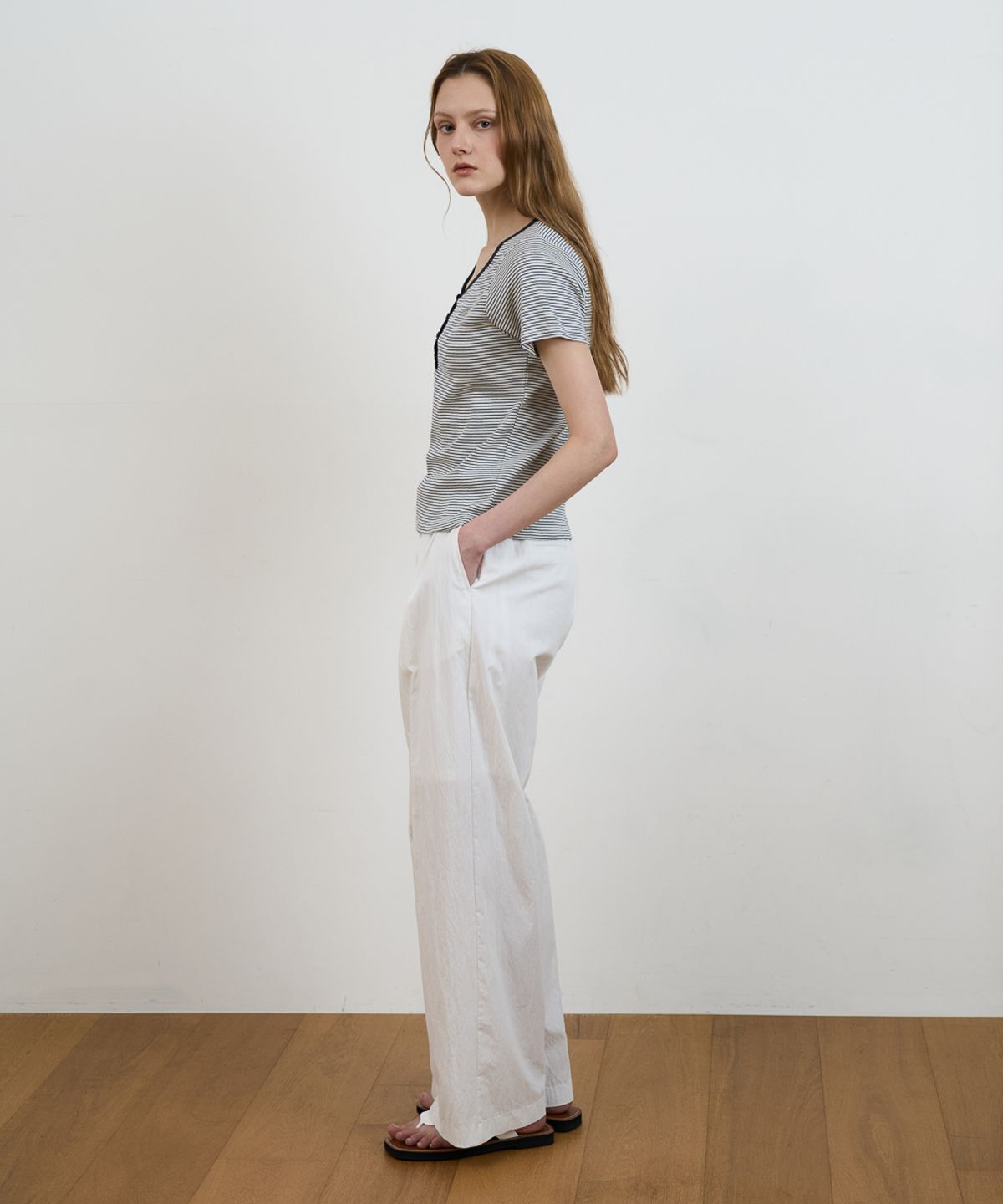 드헤베(DEHEVE) Stripe Henley Neck T-shirt [Ivory]