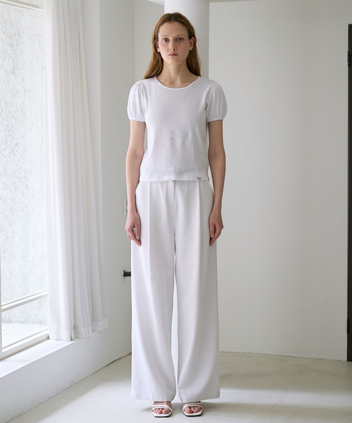 드헤베(DEHEVE) Label Point Puff T-shirt [White]