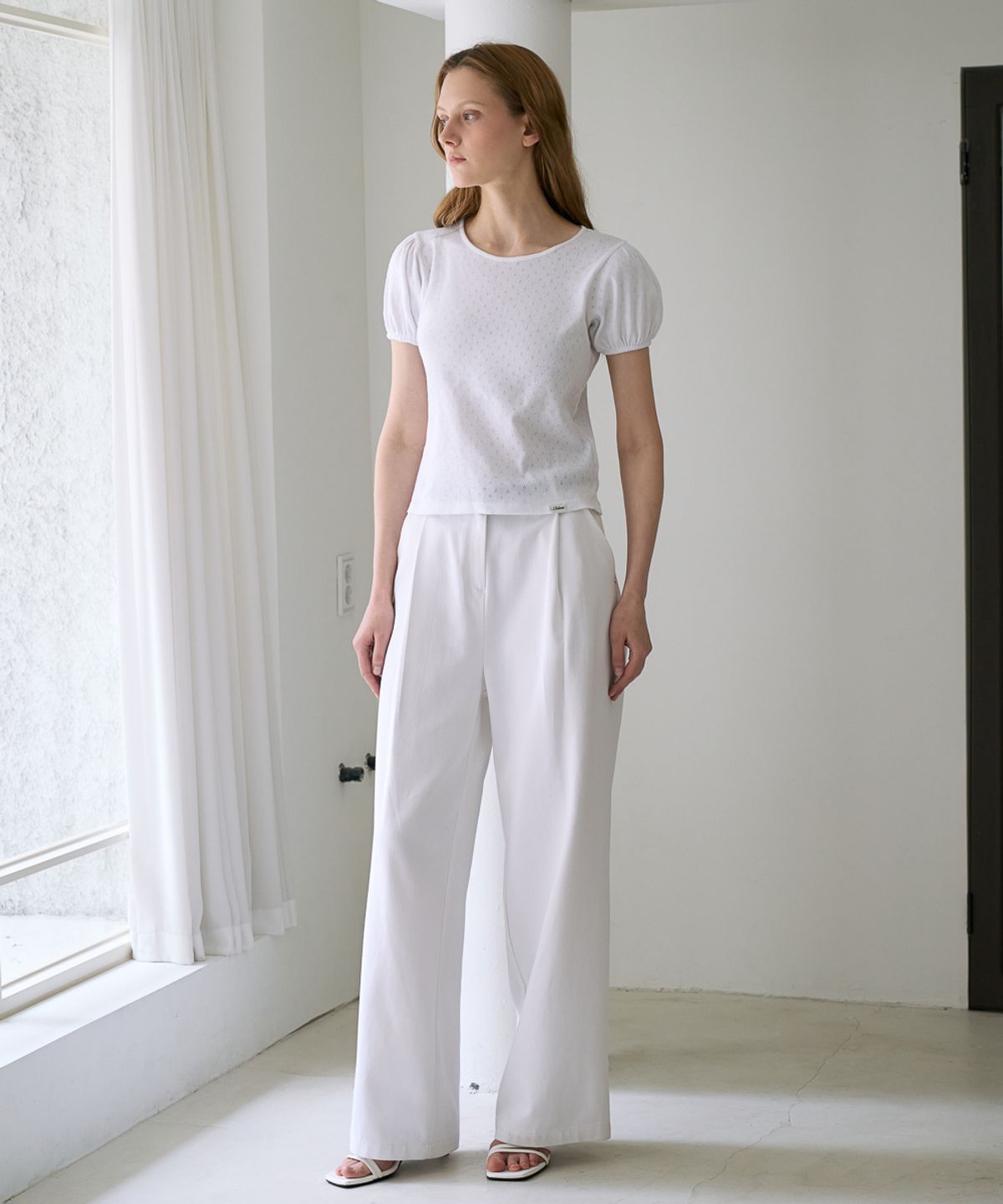 드헤베(DEHEVE) Label Point Puff T-shirt [White]