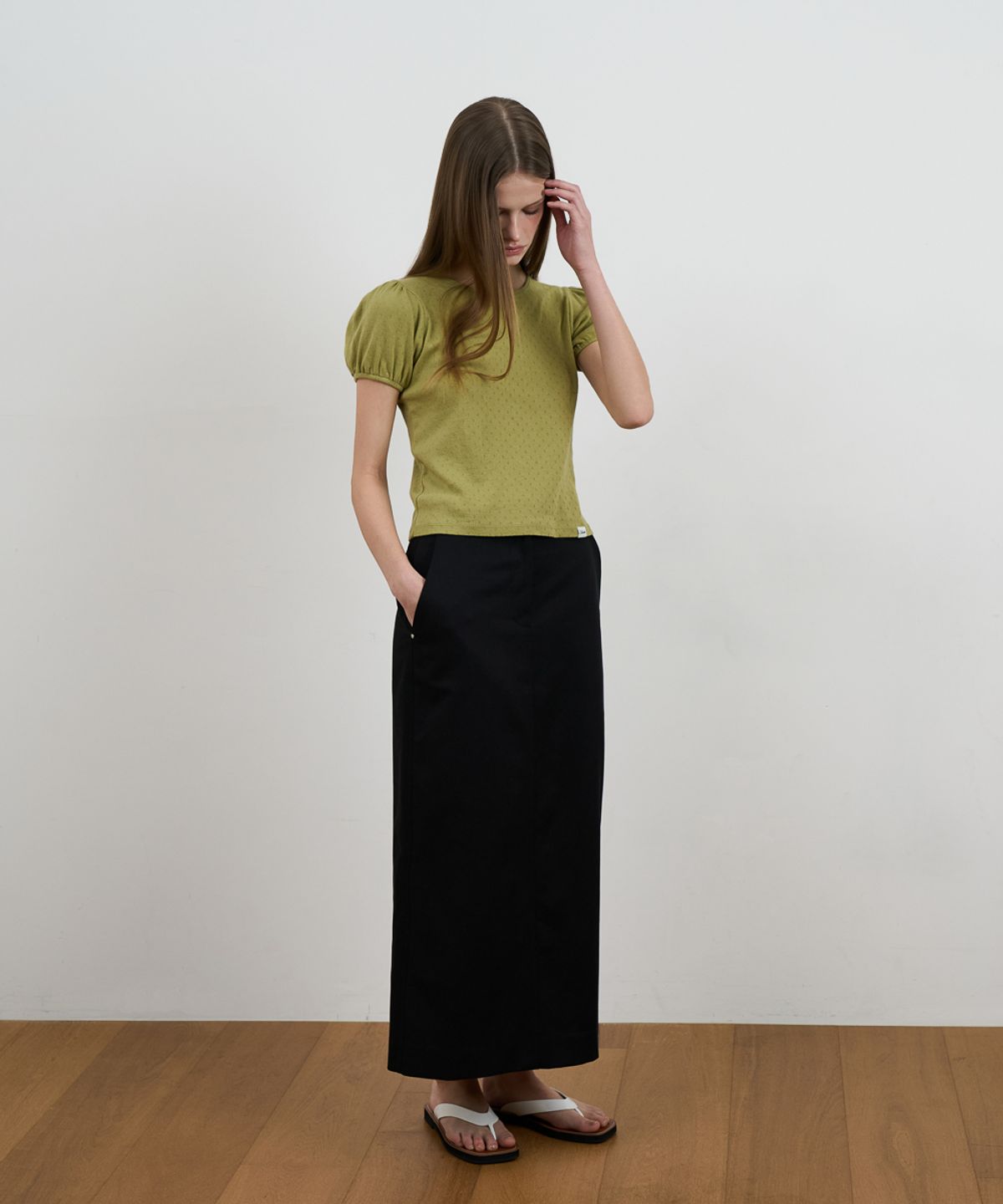 드헤베(DEHEVE) Label Point Puff T-shirt [Olive]