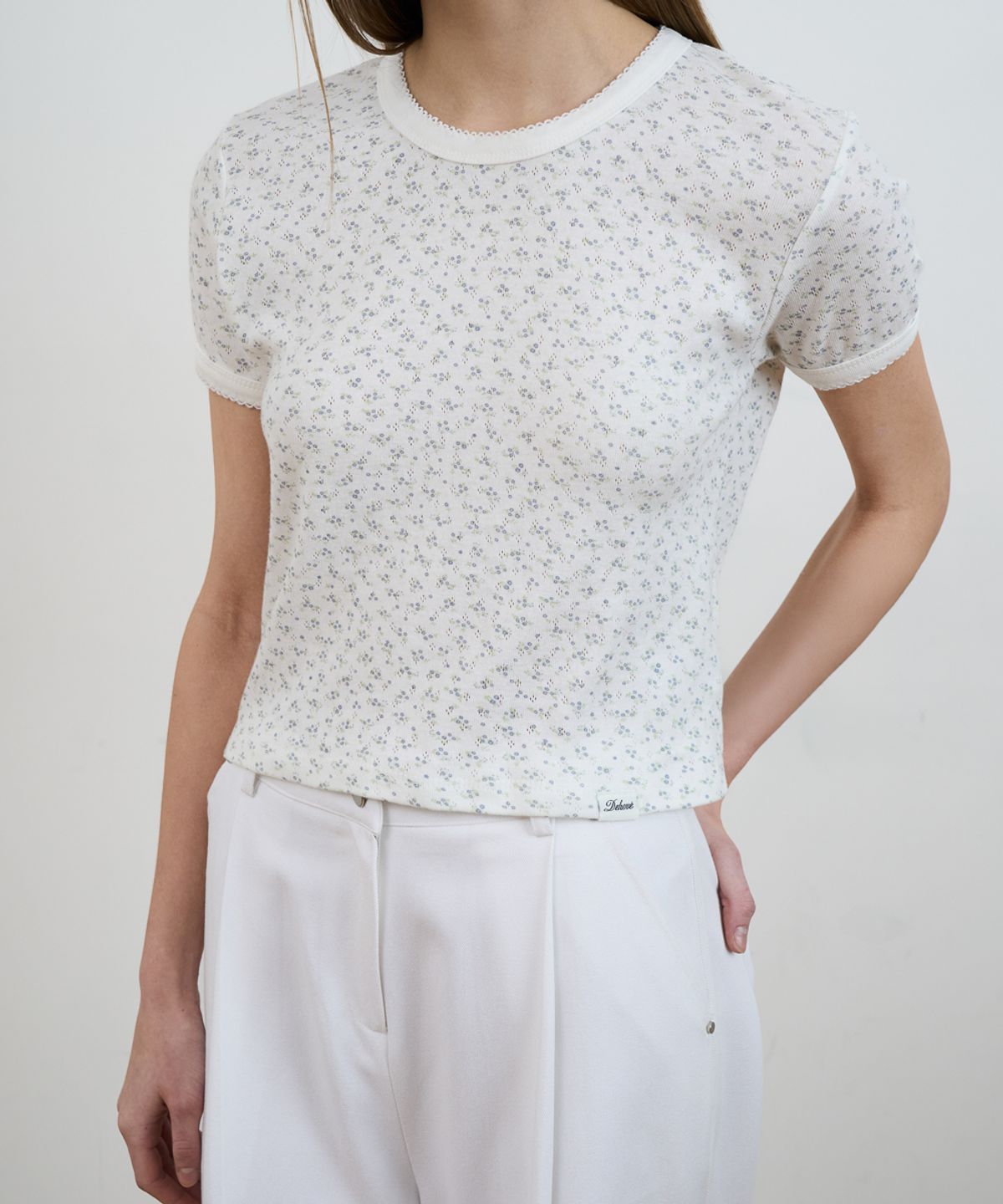 드헤베(DEHEVE) Flower Lace T-shirt [Ivory]