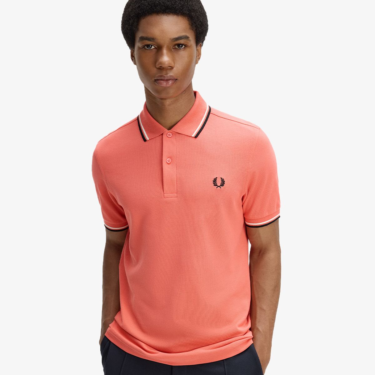 프레드페리(FRED PERRY) [M3600] 트윈 팁 프레드페리 셔츠 - 스트로베리크림/에크루/블랙 AFPM2613600-04C