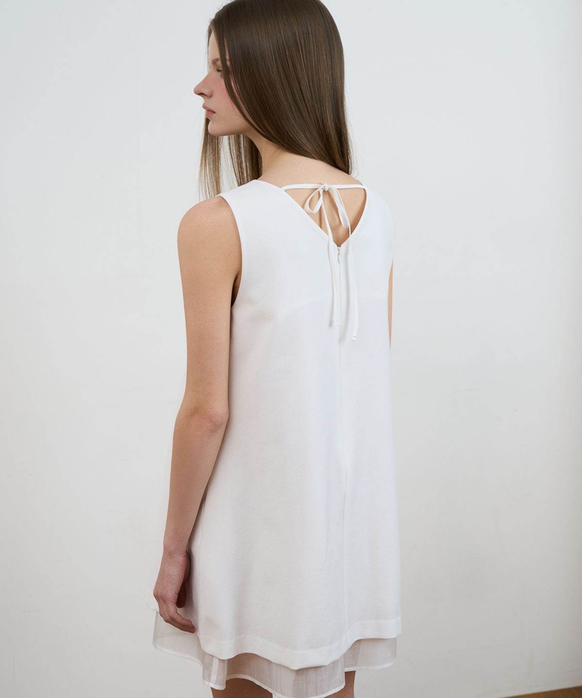 드헤베(DEHEVE) Layered Chiffon Mini Dress [Ivory]