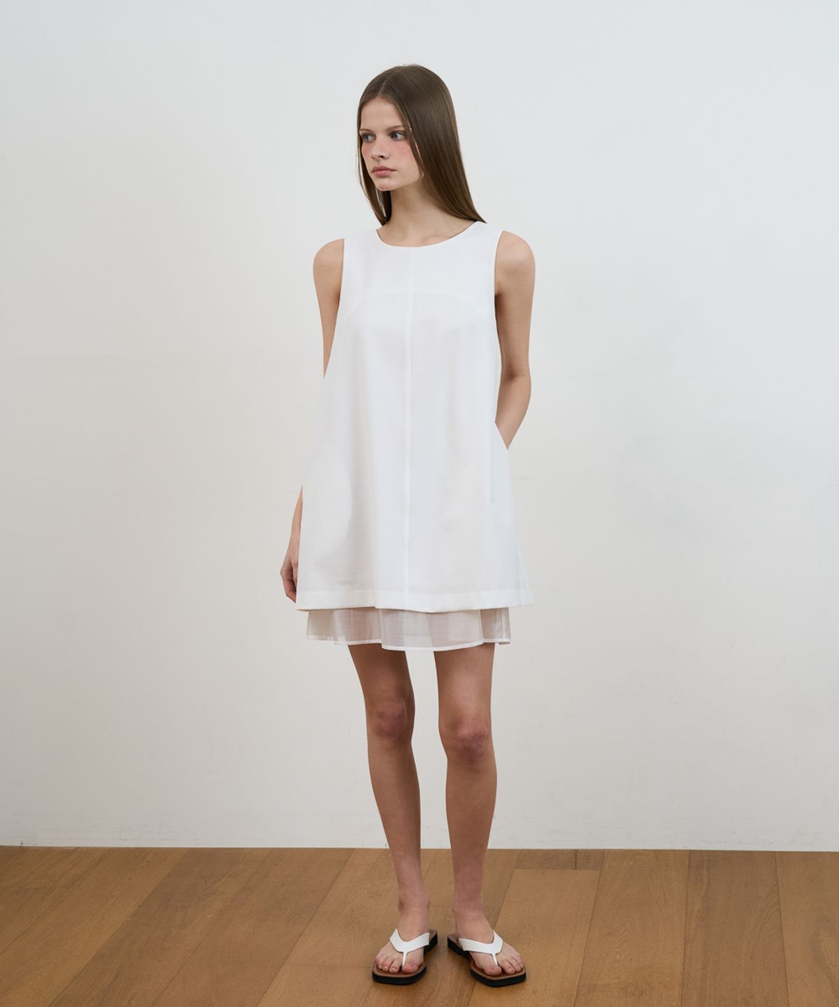 드헤베(DEHEVE) Layered Chiffon Mini Dress [Ivory]