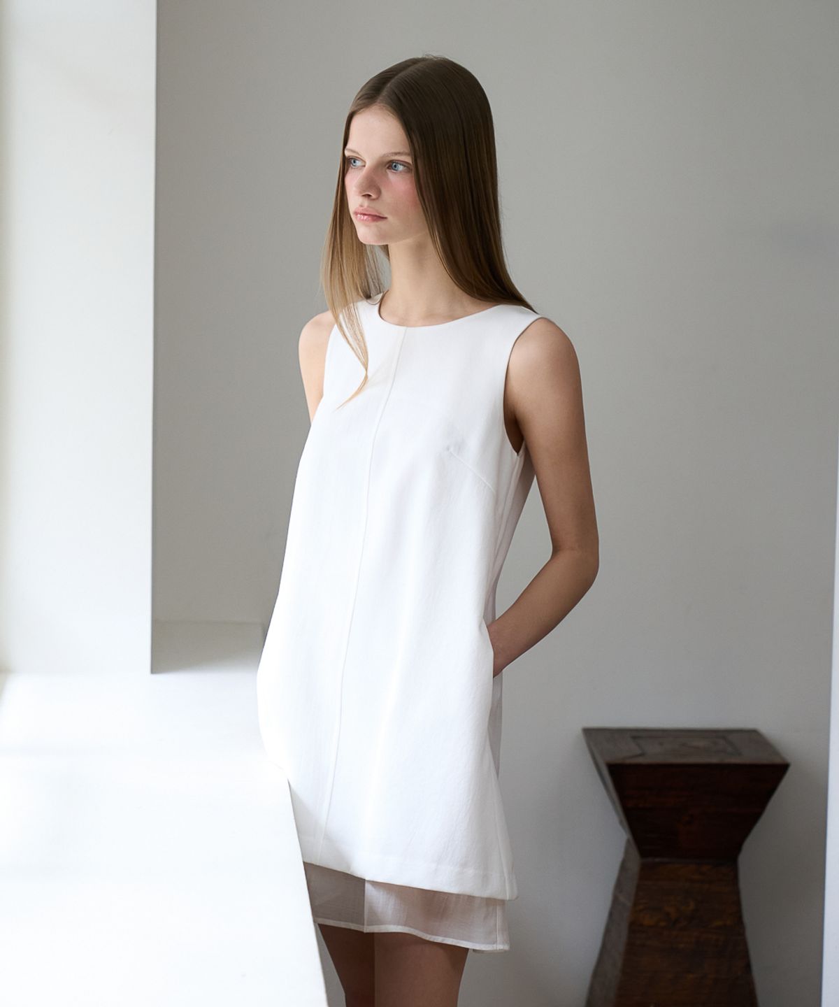 드헤베(DEHEVE) Layered Chiffon Mini Dress [Ivory]