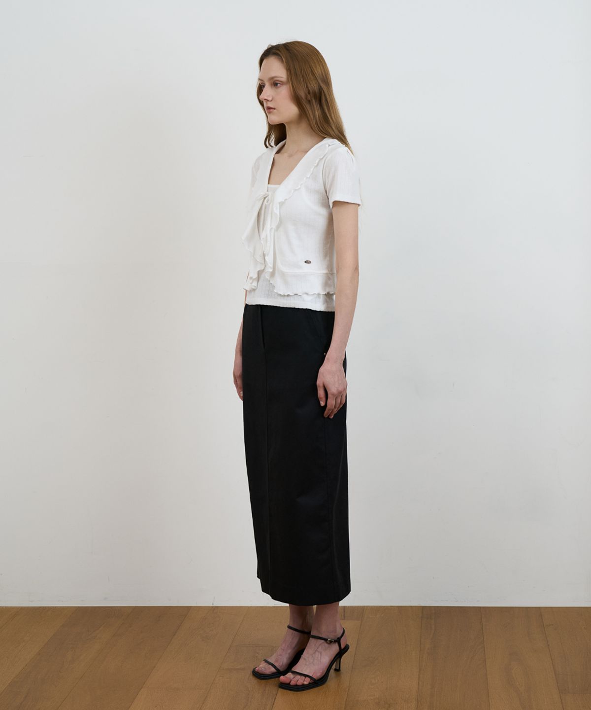 드헤베(DEHEVE) Frill Ribbon Cardigan Set [Ivory]