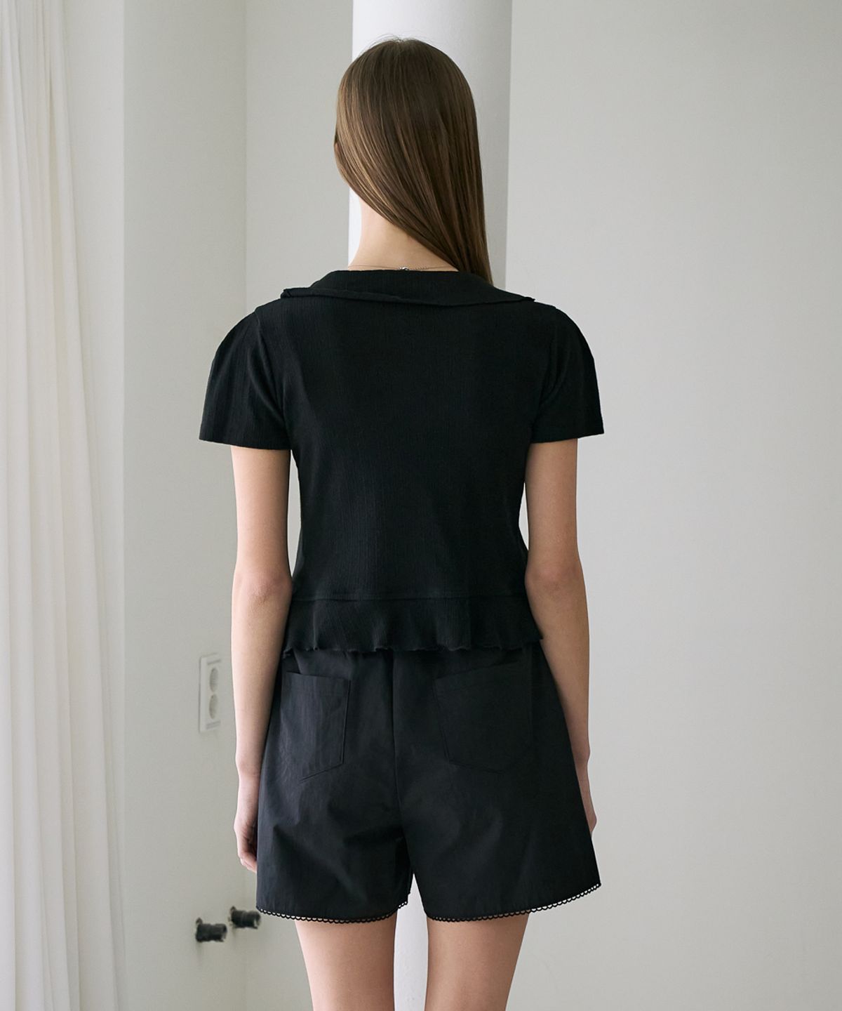 드헤베(DEHEVE) Frill Ribbon Cardigan Set [Black]