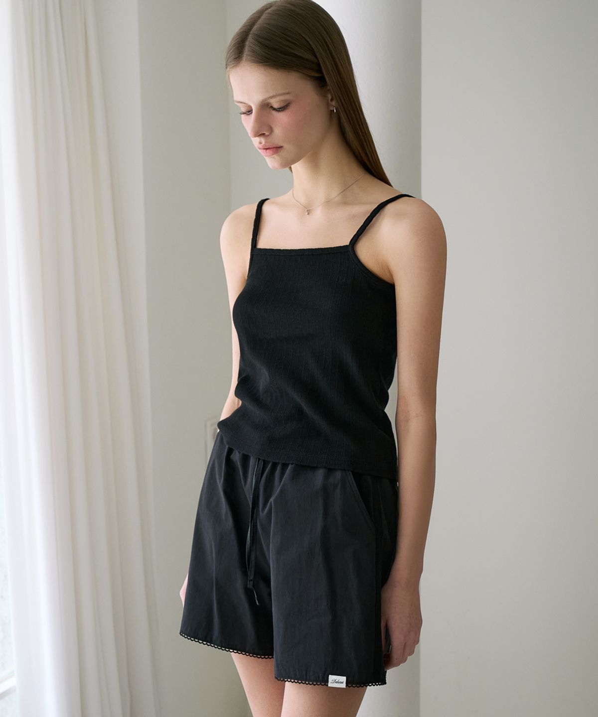 드헤베(DEHEVE) Frill Ribbon Cardigan Set [Black]