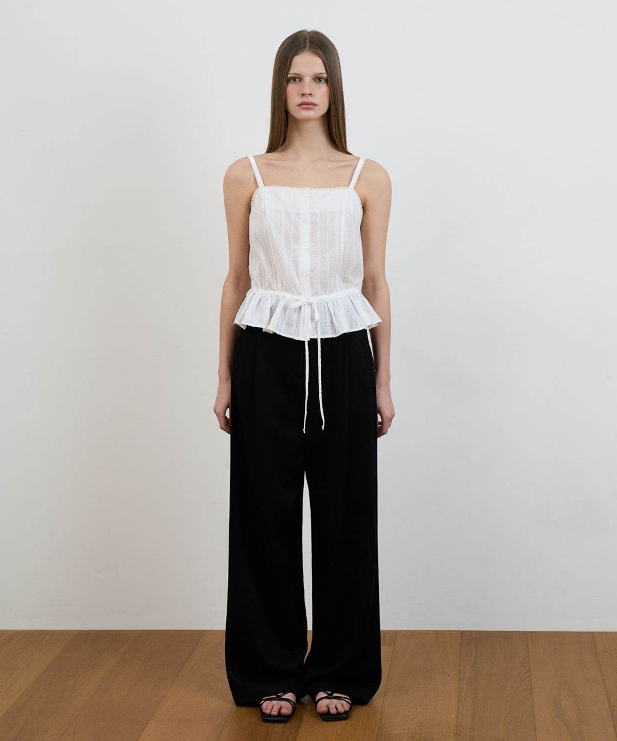 드헤베(DEHEVE) Lace String Sleeveless [Ivory]