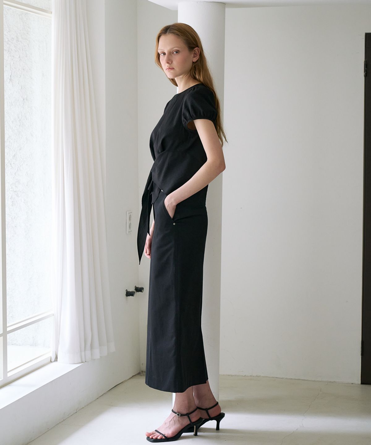드헤베(DEHEVE) Wrap Drape Blouse [Black]