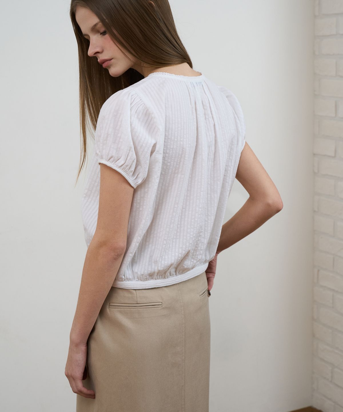 드헤베(DEHEVE) Puff Sleeve Ribbon Blouse [Ivory]