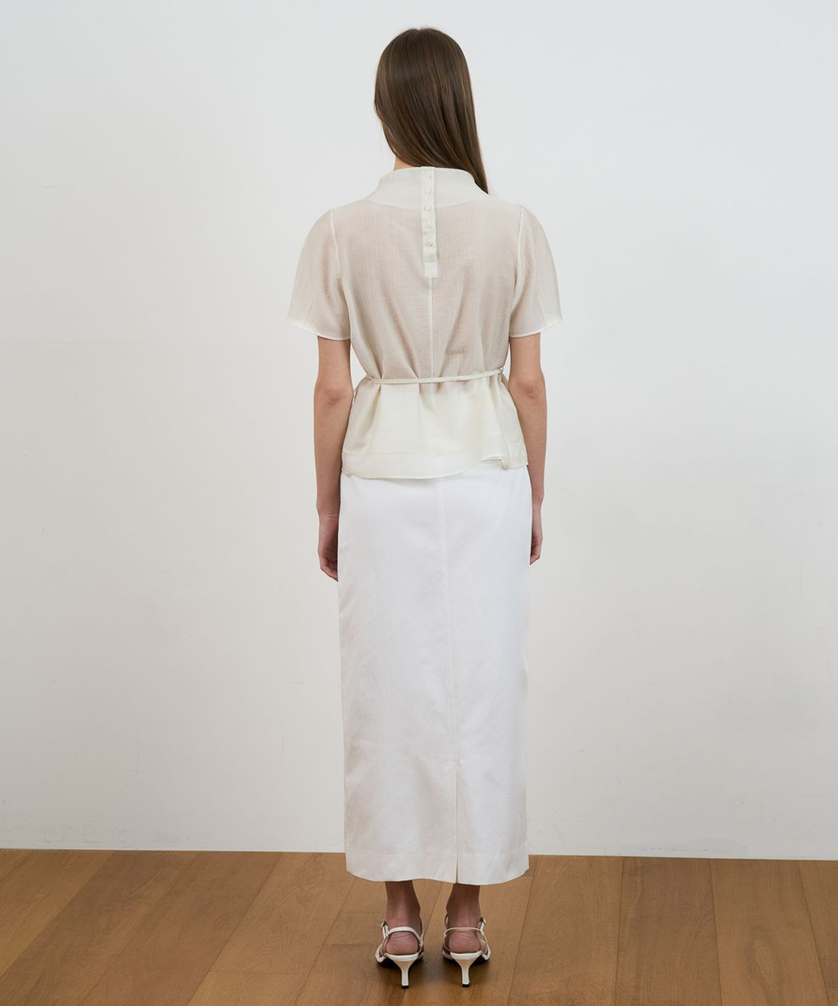 드헤베(DEHEVE) Drape Strap Blouse [Cream]