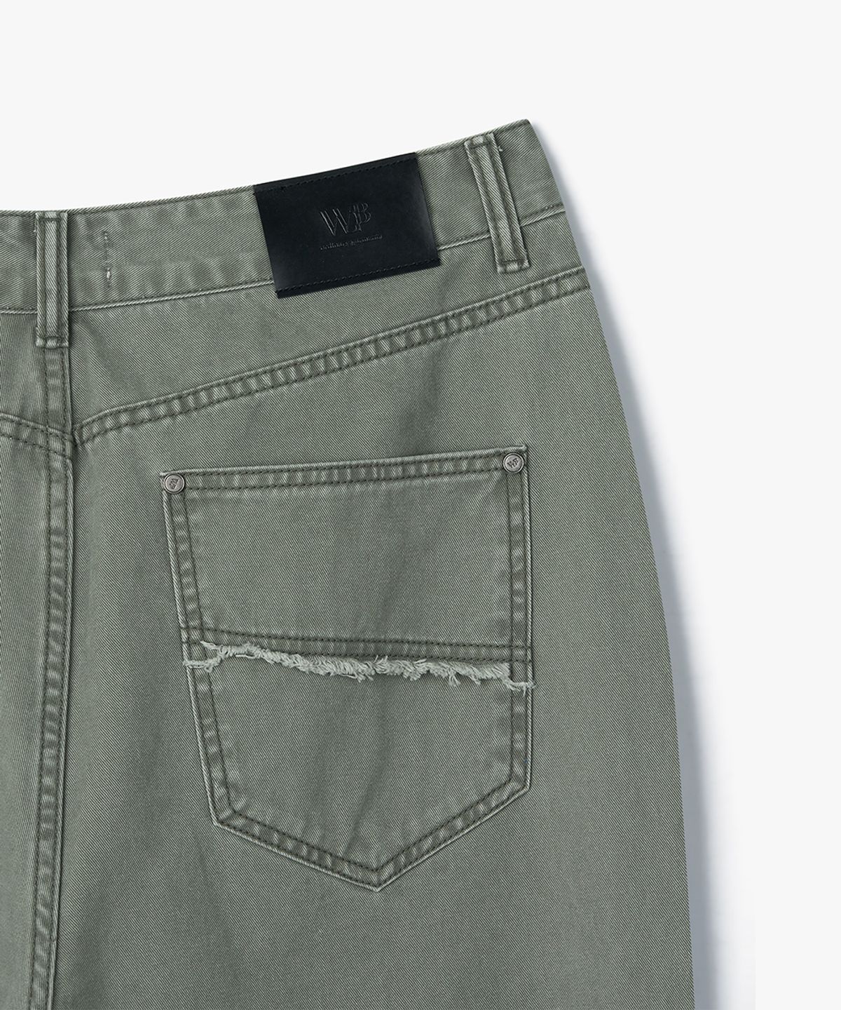 웨스트 그랜드 블러바드(WEST GRAND BOULEVARD) 컷 오프 빈티지 루즈 스트레이트 퍼티그 팬츠 WASHED KHAKI