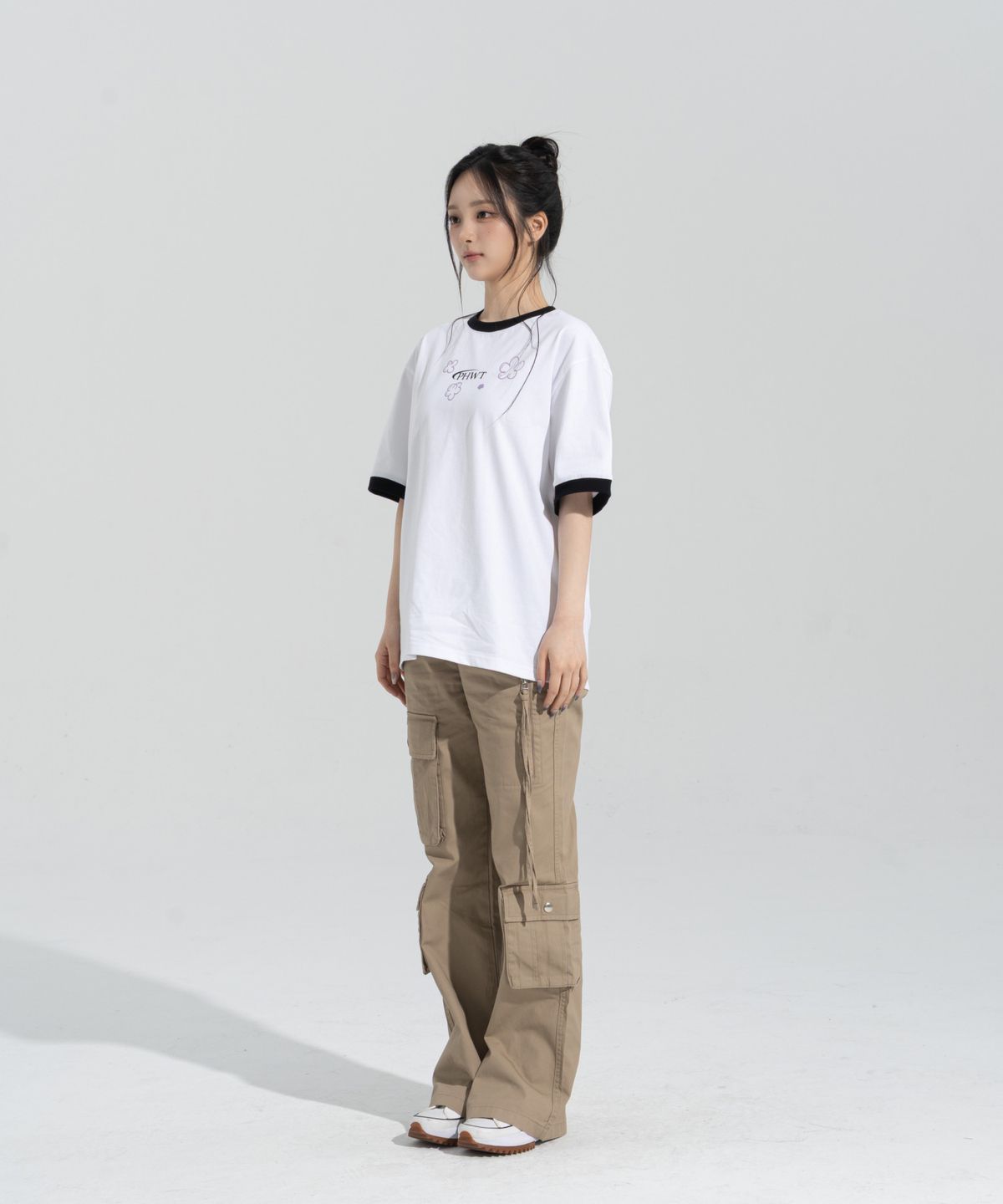 페이즈화이트(PHASEWHITE) [PHASE_4] BLOSSOM RINGER SHORTSLEEVES _WHITE / 8802026-ST16