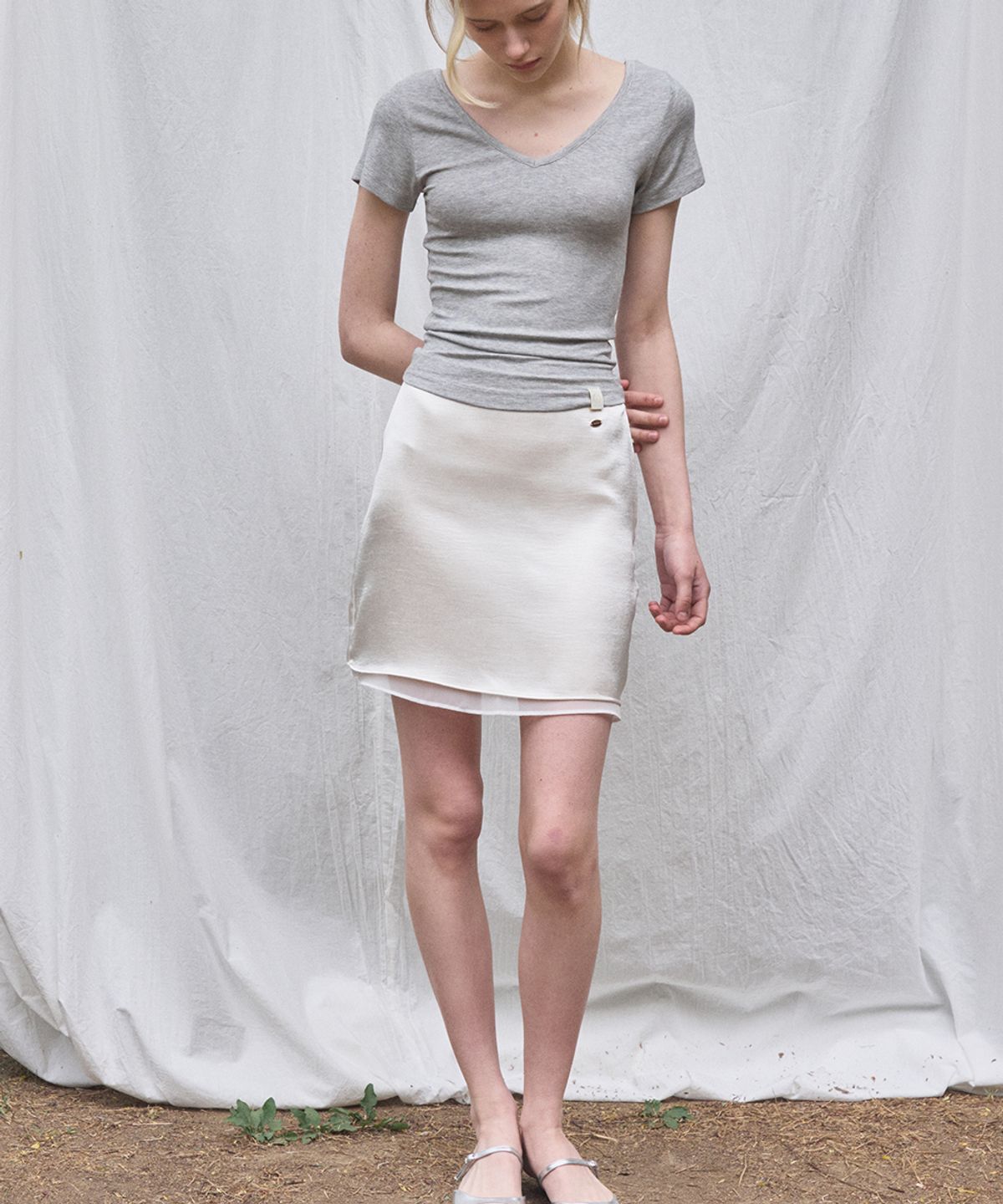 헤인트(HAINT) MIST DOUBLE LAYERED SATIN MINI SKIRT 3COL_IVORY