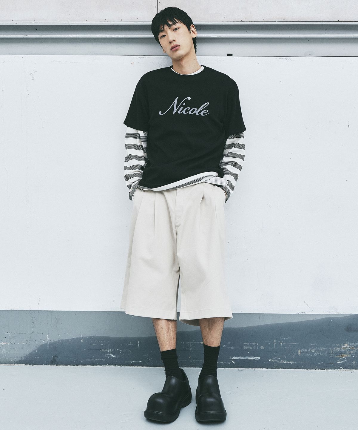 닉앤니콜(NICK&NICOLE) WIDE TWO-TUCK BERMUDA PANTS_BEIGE