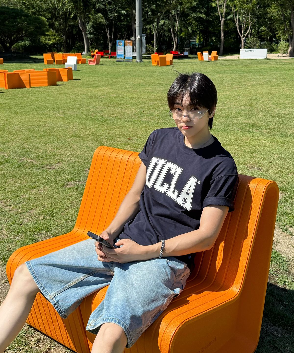 유씨엘에이(UCLA) 남녀공용 UCLA 더블 라인 아치 로고 티셔츠[NAVY](UC6STA1)