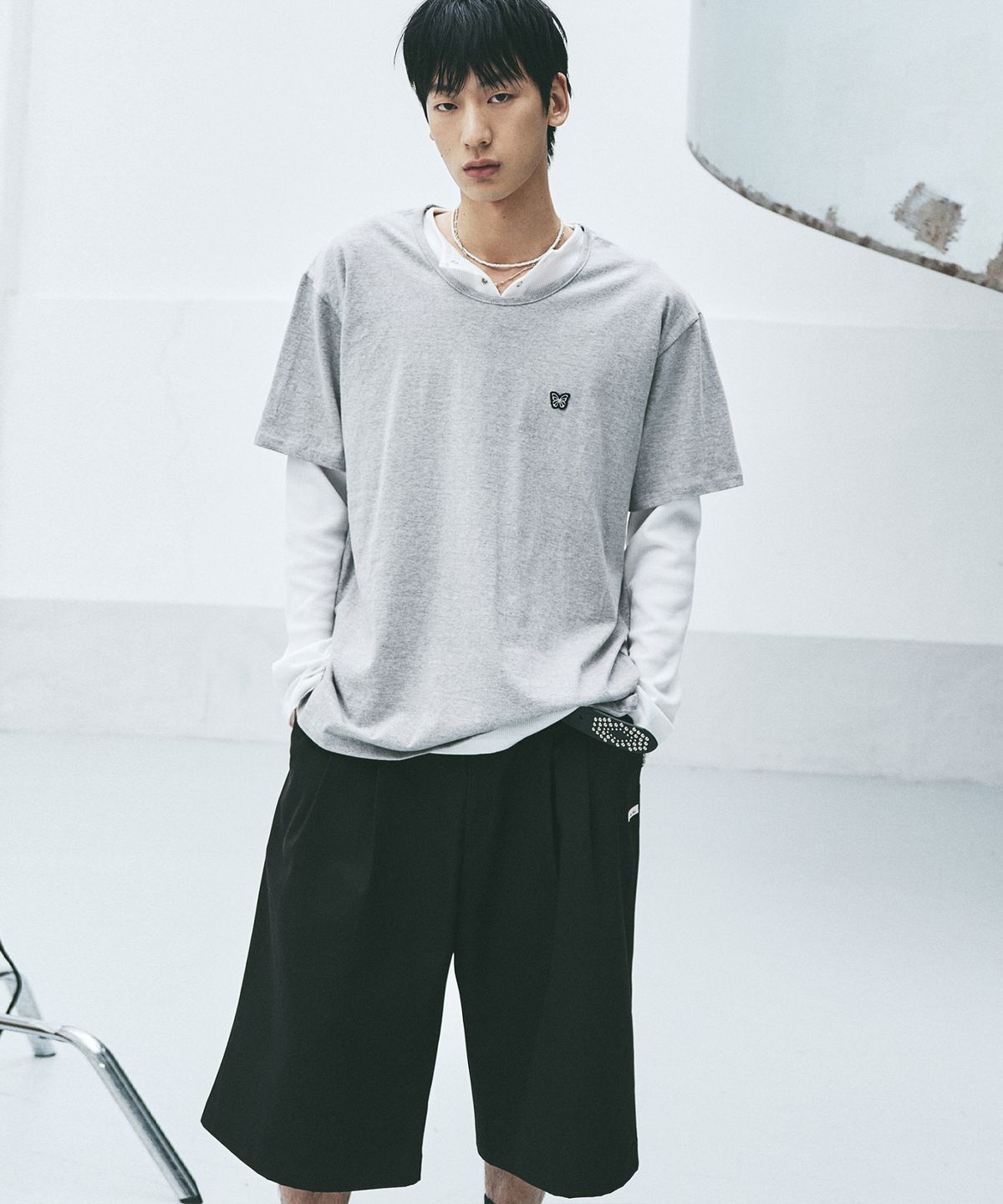 닉앤니콜(NICK&NICOLE) WIDE TWO-TUCK BERMUDA PANTS_BLACK