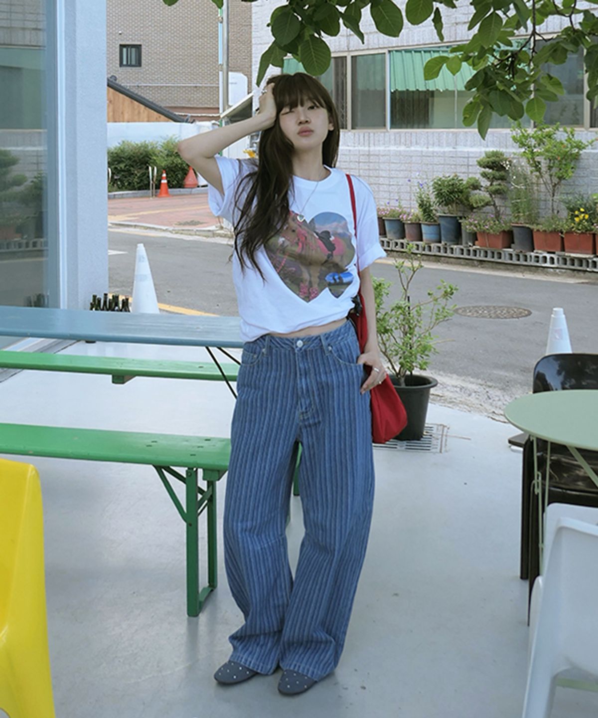 론론(RONRON) PONY HEART OVER FIT T SHIRT WHITE
