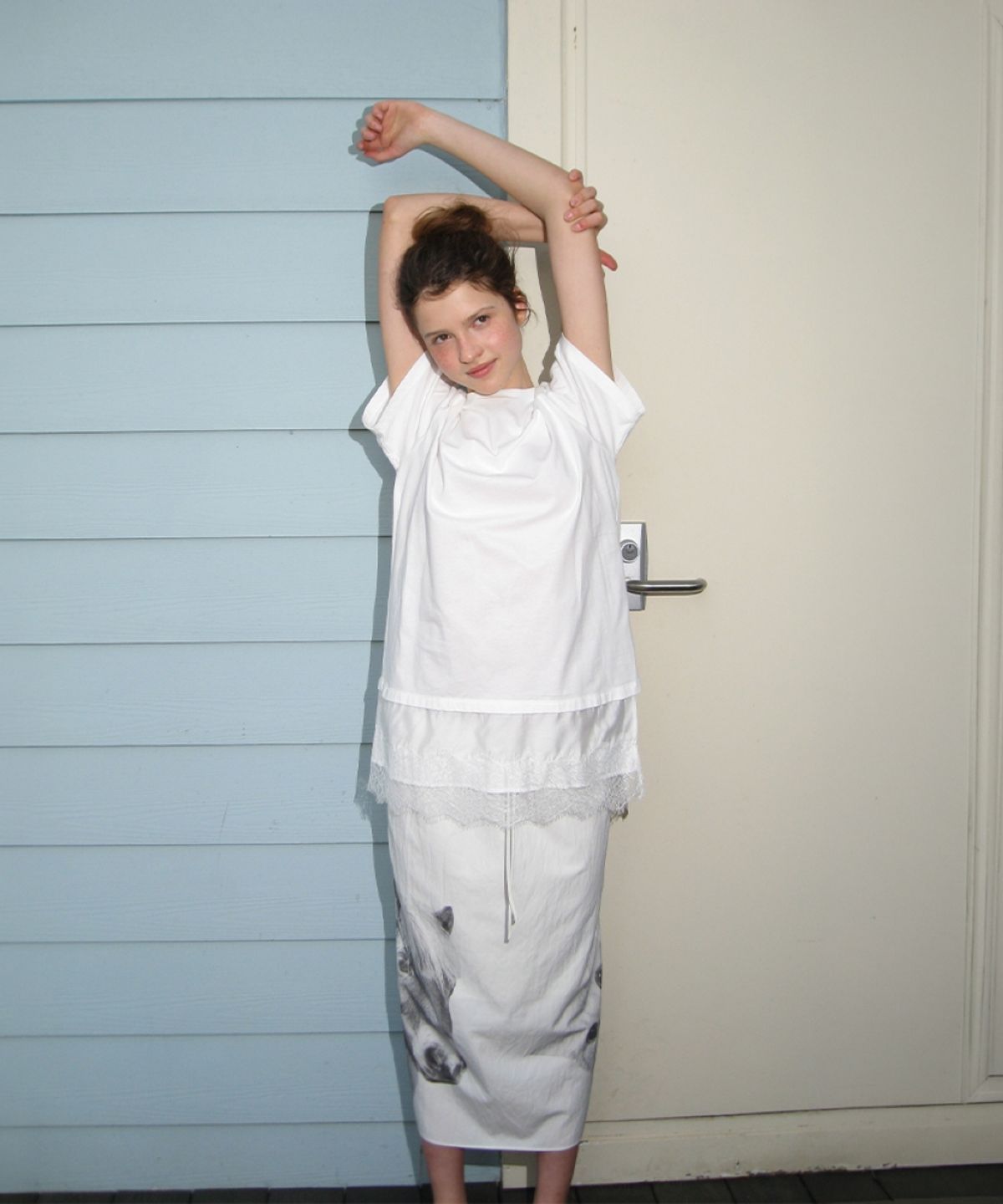 론론(RONRON) SATIN LACE LAYERED T SHIRT WHITE
