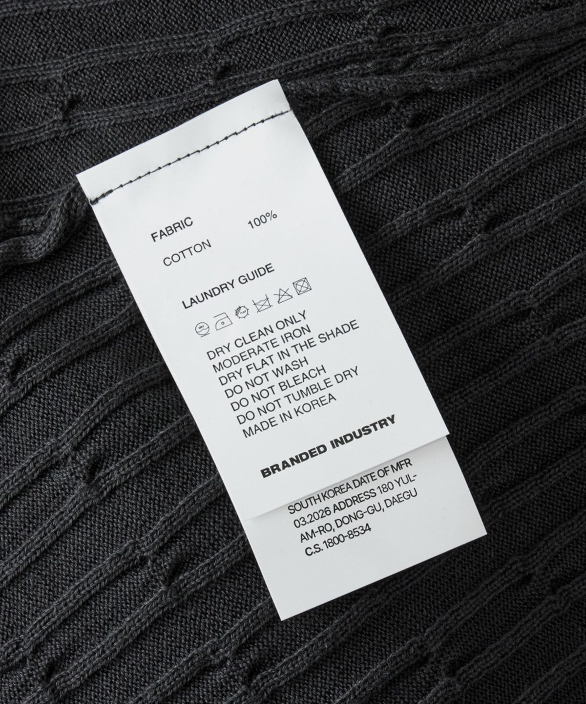 브랜디드(BRANDED) CABANA CABLE HENLEY NECK HALF KNIT [GRAPHITE]