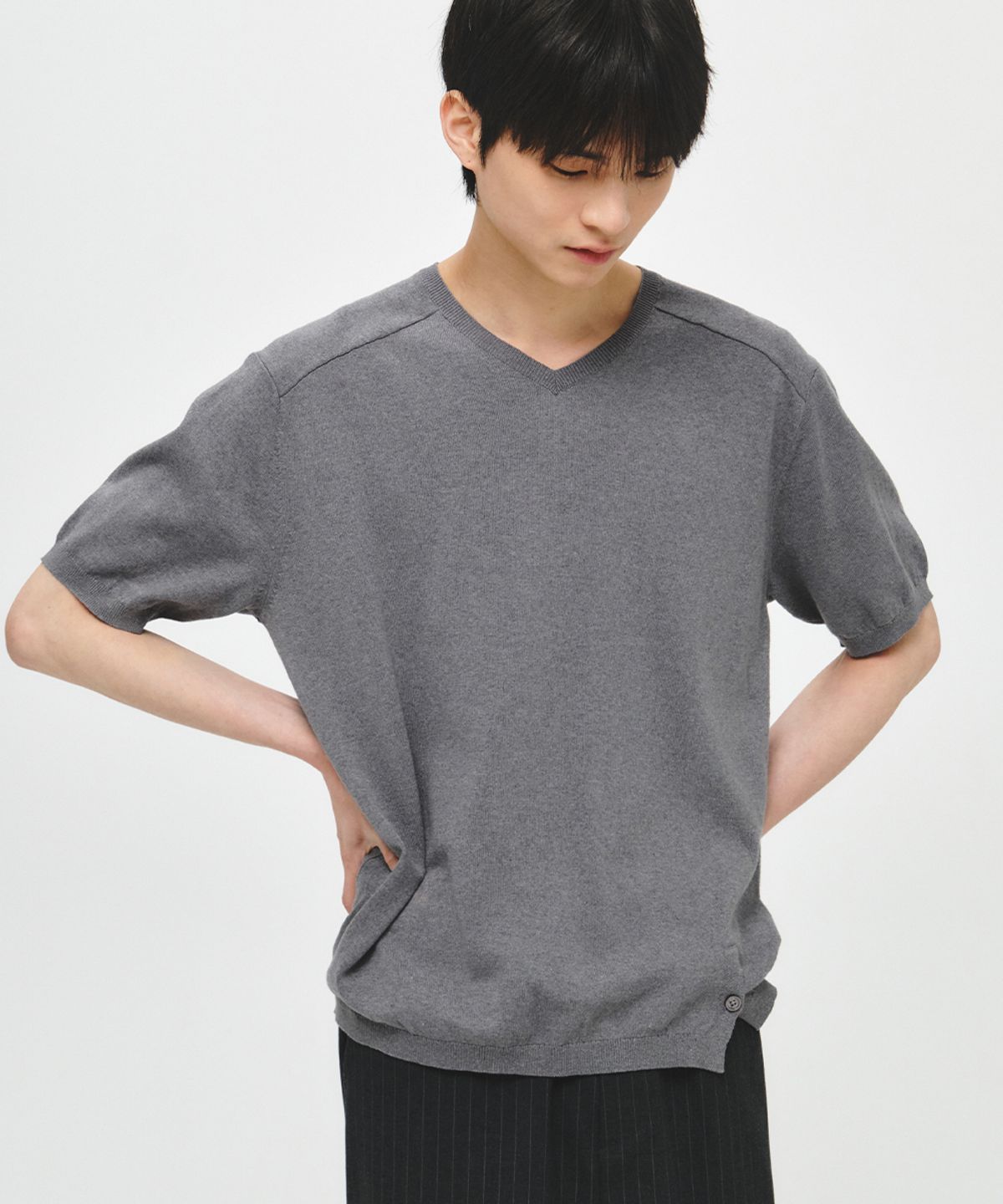 인템포무드(INTEMPOMOOD) 컷라인 브이넥 니트 : 4컬러