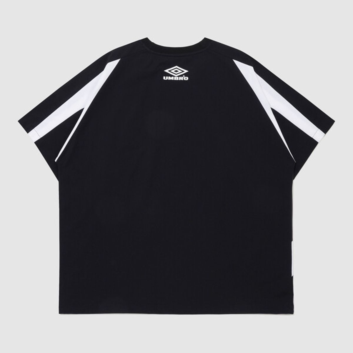 엄브로(UMBRO) HBL 풋볼 푸치보우 반팔 피스테 블랙 UR221CWT53