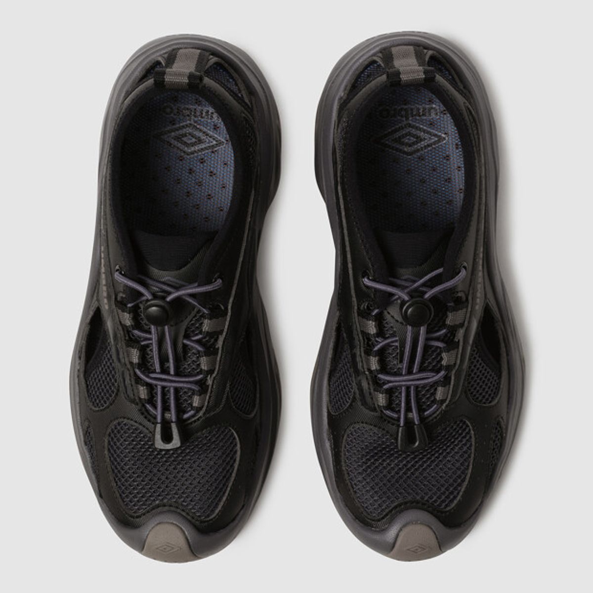 엄브로(UMBRO) TERRAD (테라드) 블랙 UR223ESA52