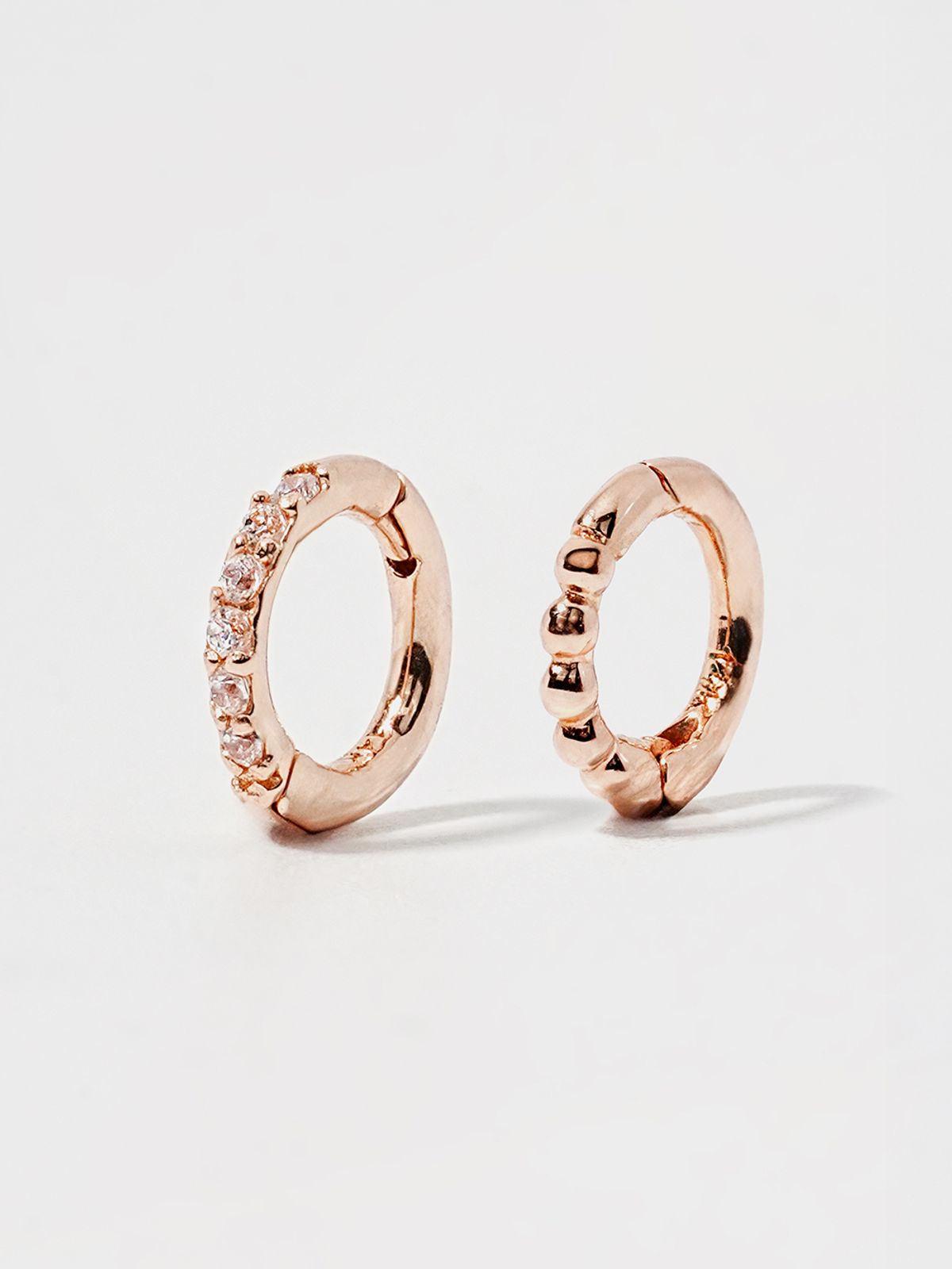 미니멀피어싱(MINIMALPIERCING) 14K 미니 볼 큐빅 세그먼트 귓바퀴 링 피어싱 귀걸이