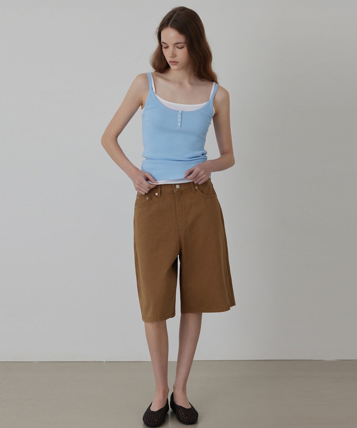 퀸스래빗(Q'SRB) Garment Dyed Bermuda Denim Pants_Brown_2colors