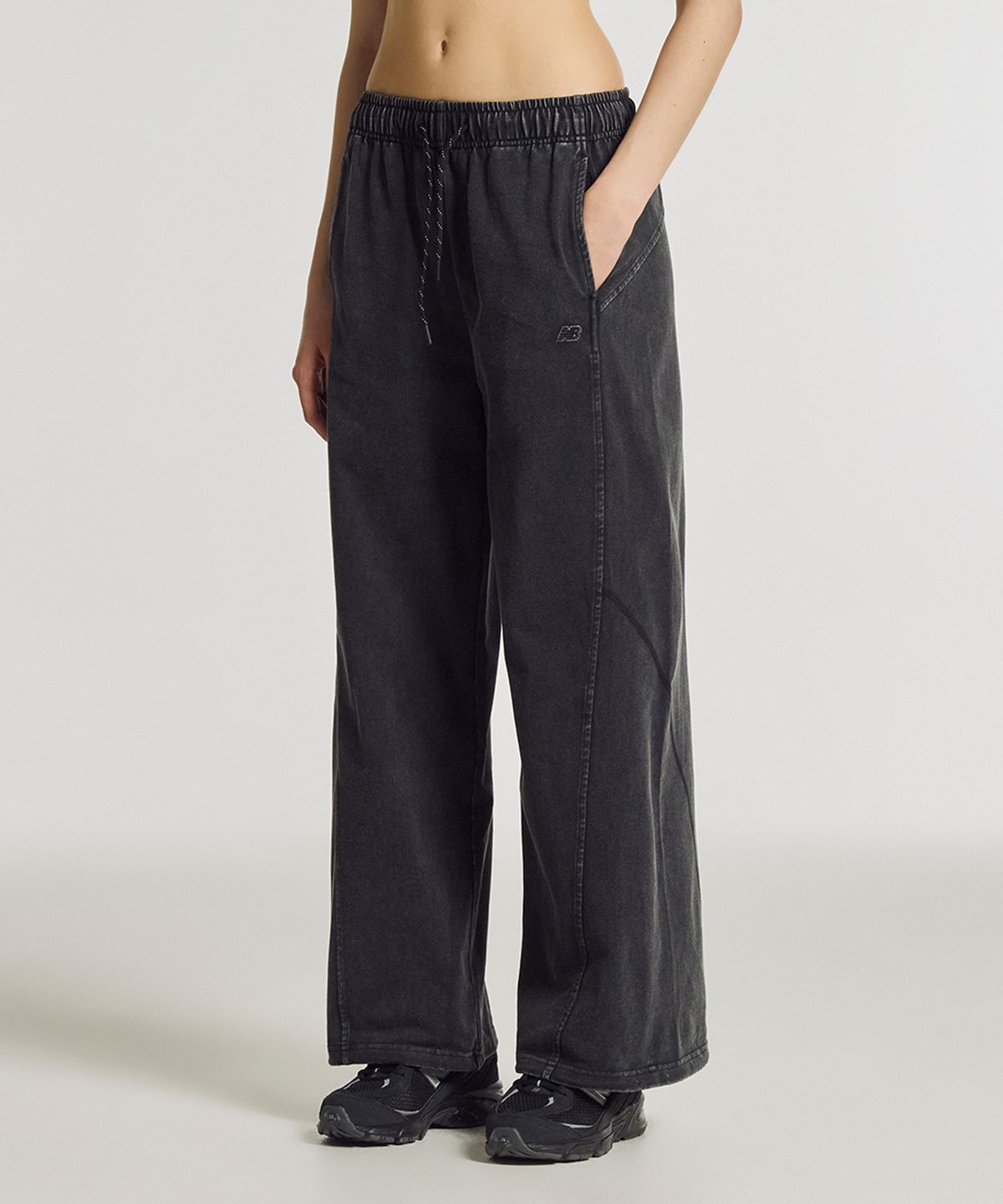 뉴발란스(NEW BALANCE) NBMLG2W442 / WOMEN 썸머 경량 니트 다잉 오버 와이드 팬츠 (DYEING GRAY)