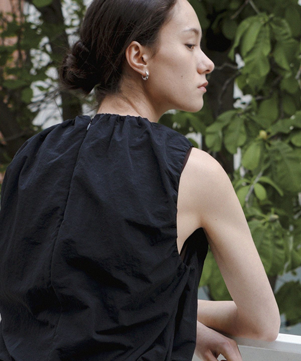 퀸스래빗(Q'SRB) Balloon String Set-up Cooling Sleeveless_Black_2colors