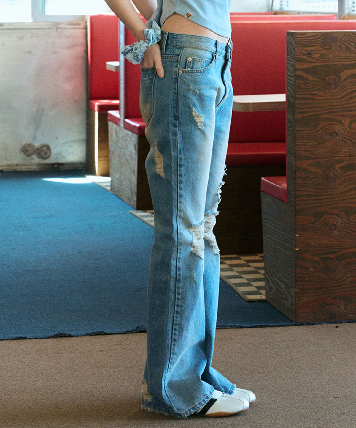 에르에르(ERER) Bootcut Destroyed Denim Pants Blue