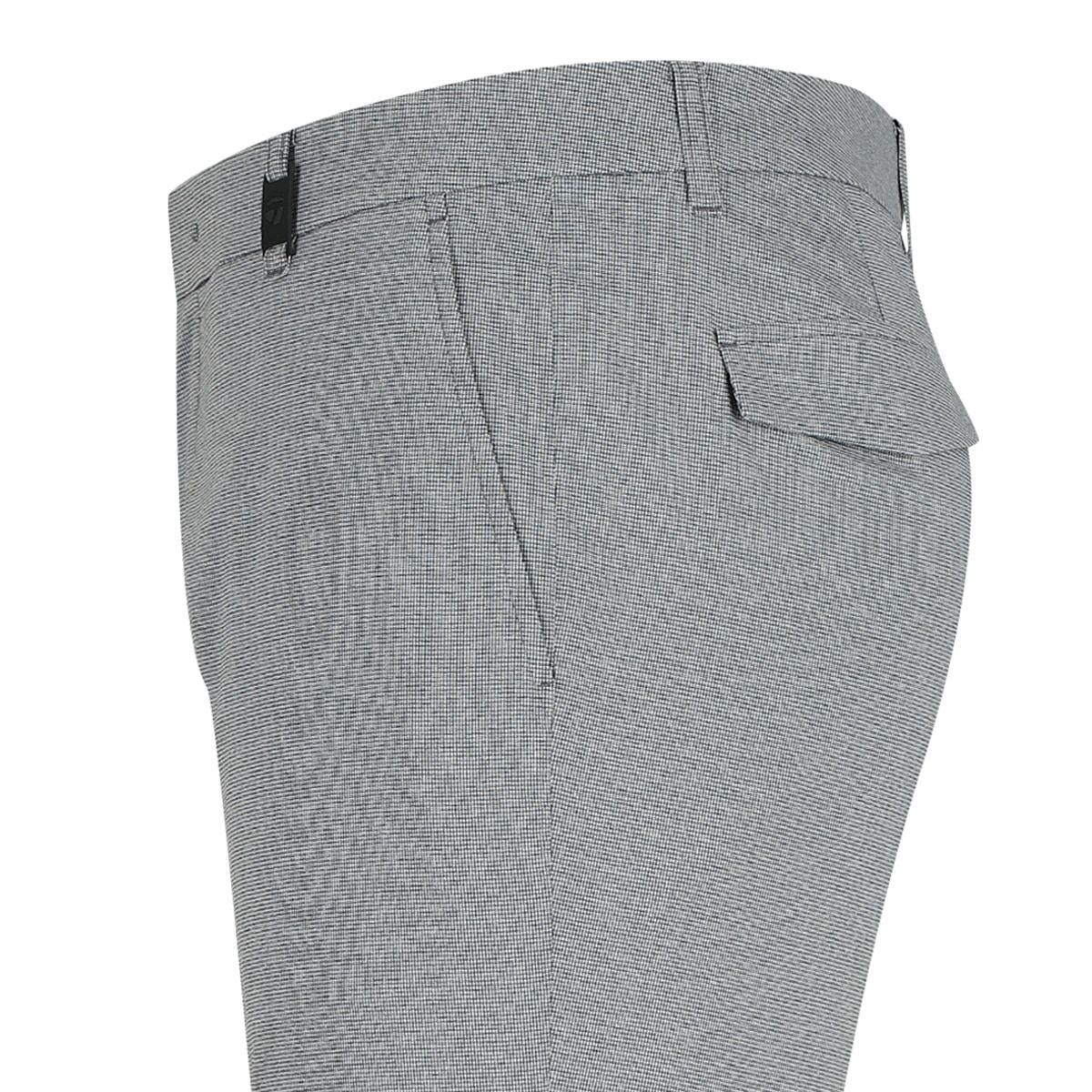 테일러메이드 어패럴(TAYLORMADE APPAREL) 26SS 남성 투톤 잔패턴 슬림핏 팬츠 T8031P62282-193