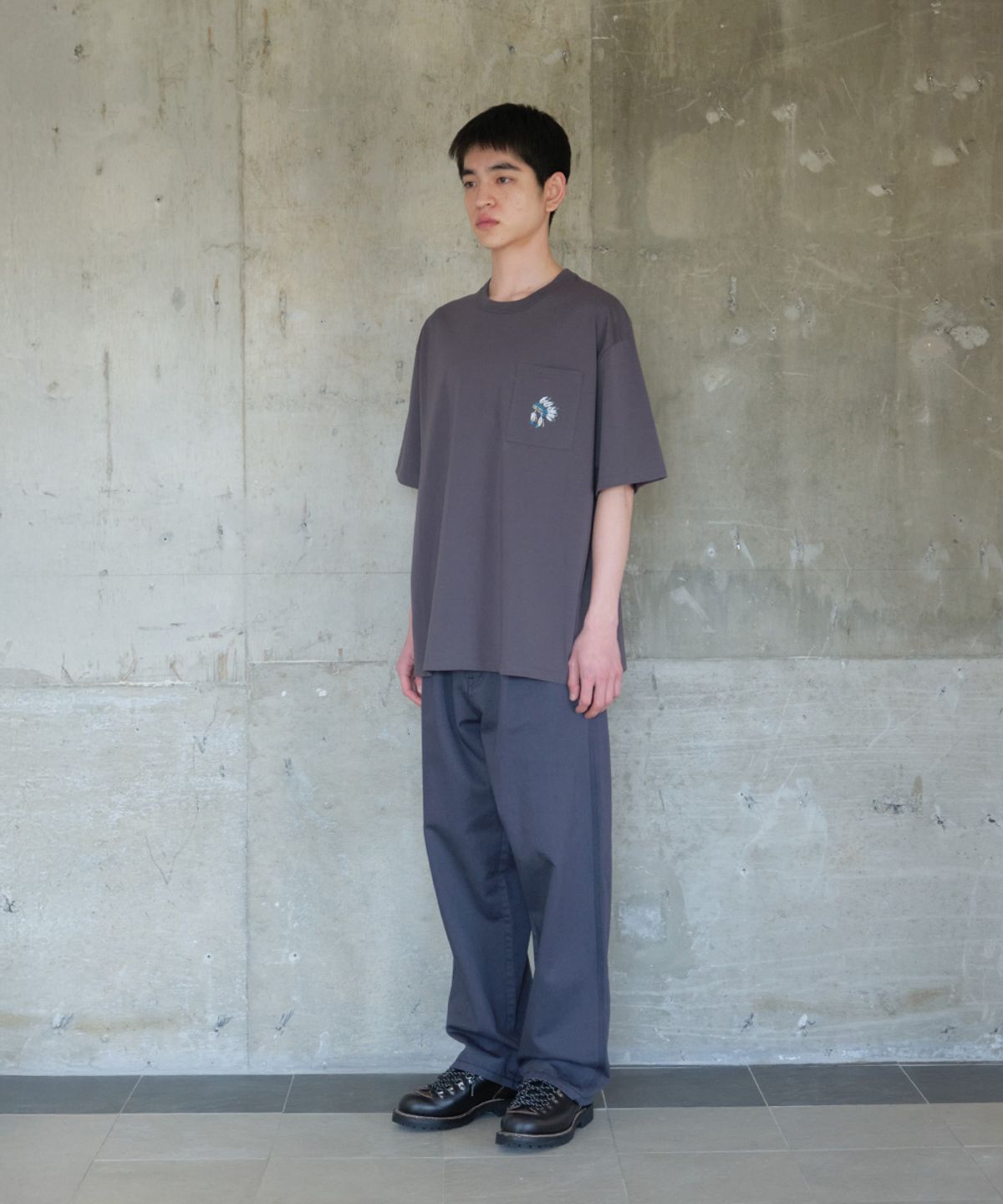 홀리선(HORLISUN) Lawrence Short Embroidery T-shirt - Native American Charcoal