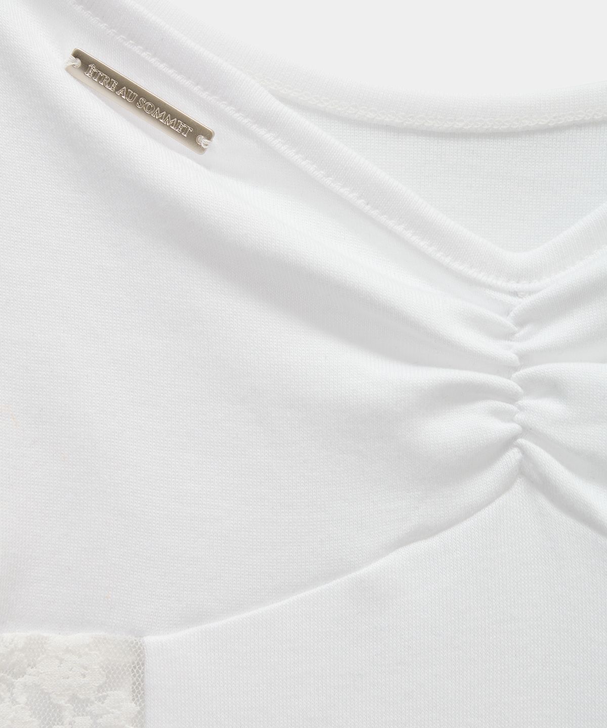 에트오소메(ETRE AU SOMMET) Bust Line Lace Bodysuit (White)