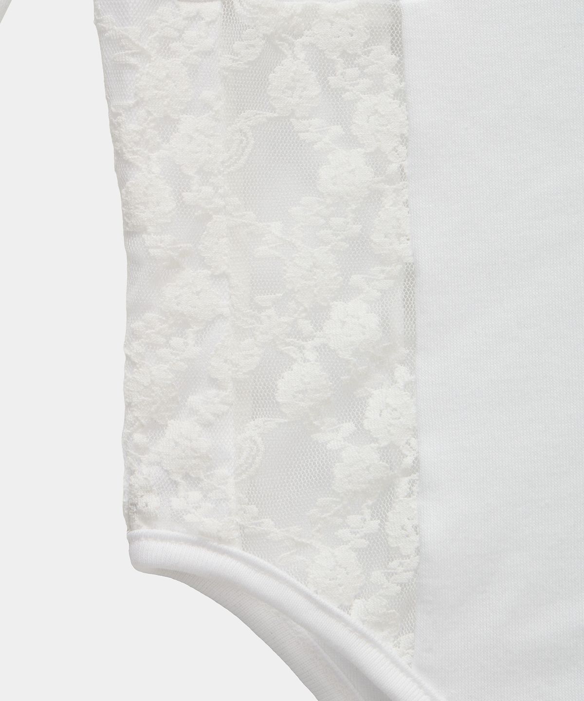 에트오소메(ETRE AU SOMMET) Bust Line Lace Bodysuit (White)
