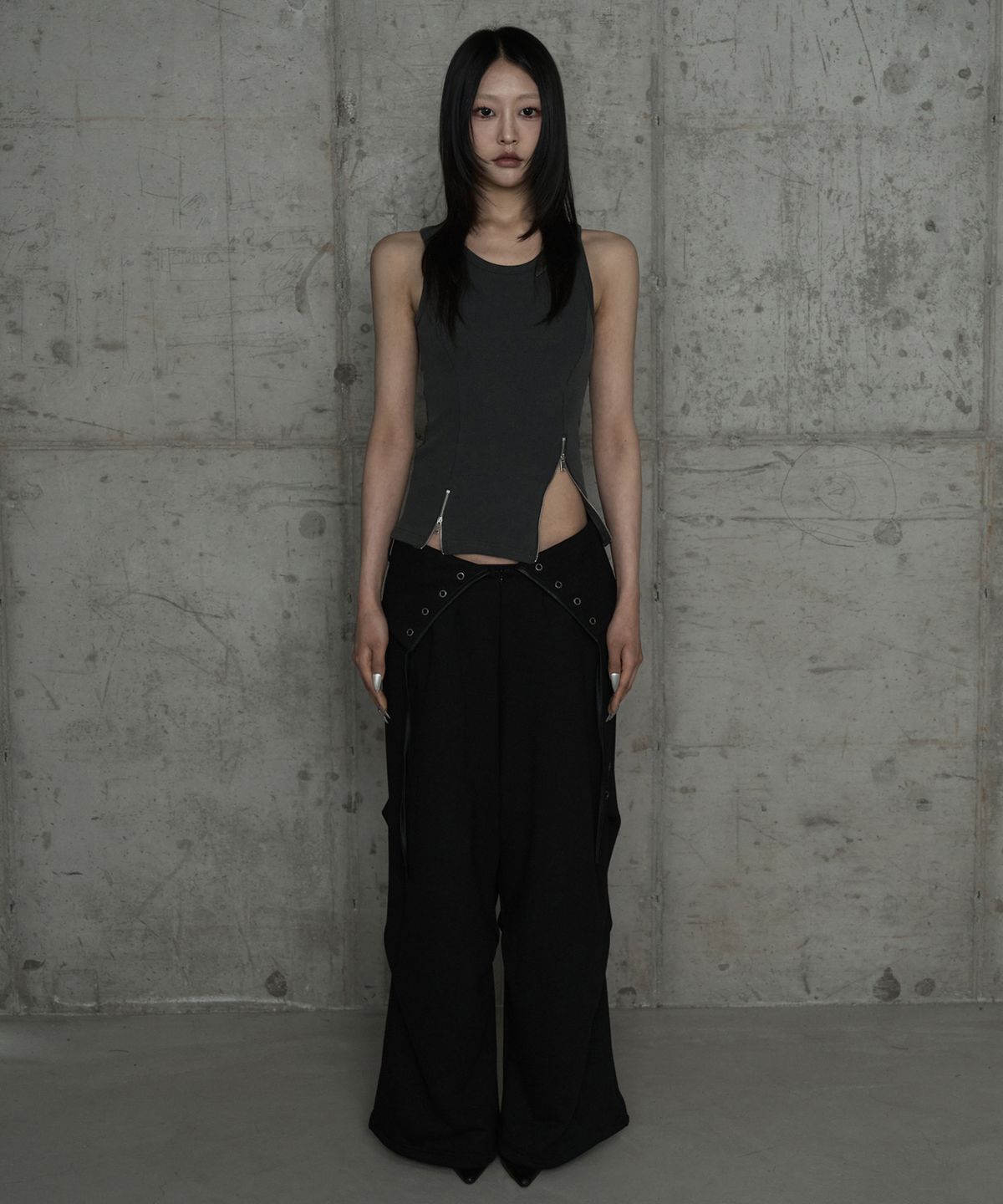 에트오소메(ETRE AU SOMMET) Double Rib Pintuck Training Pants (Black)
