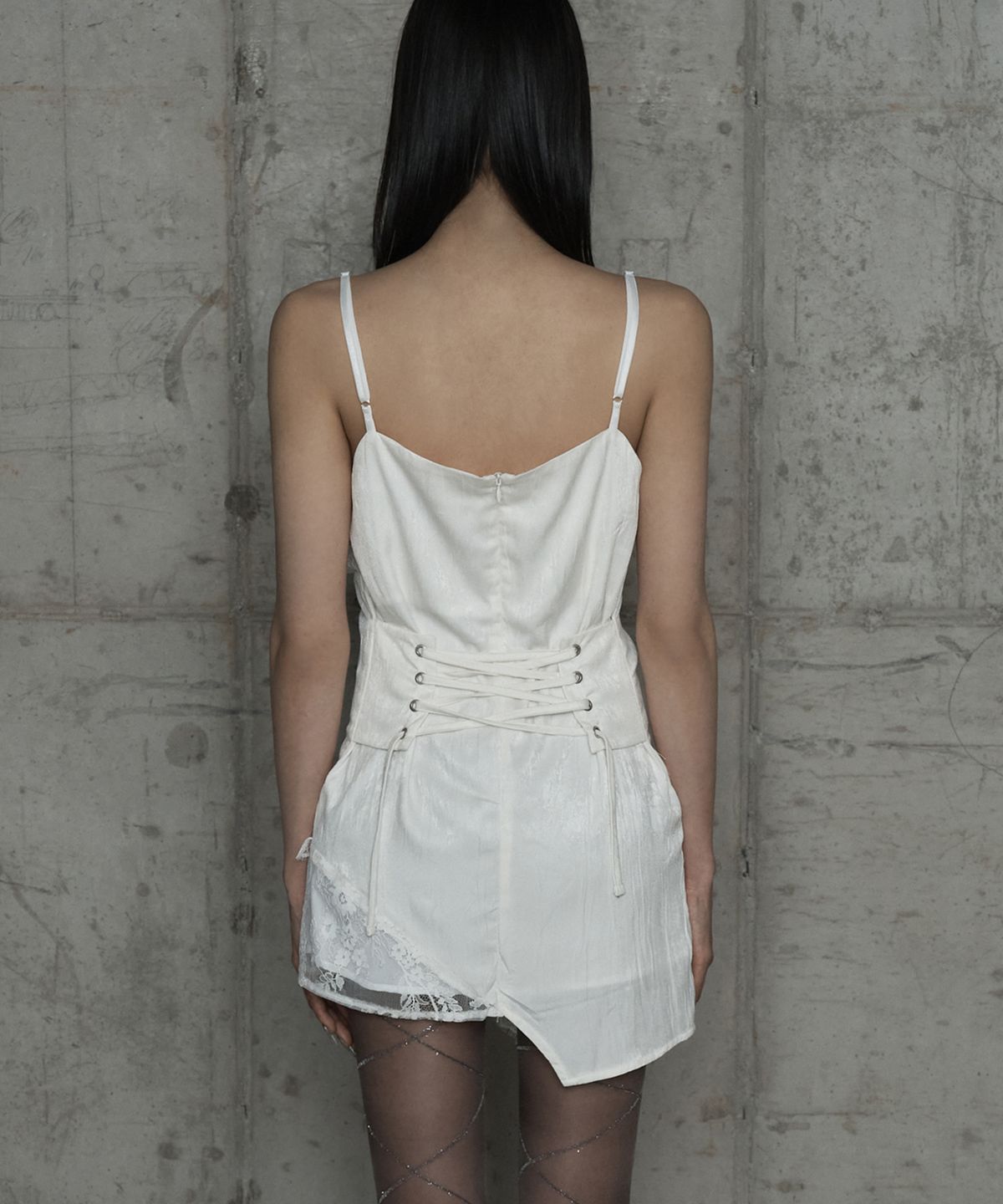 에트오소메(ETRE AU SOMMET) Double Layer Lace Back Corset Slip (Ivory)