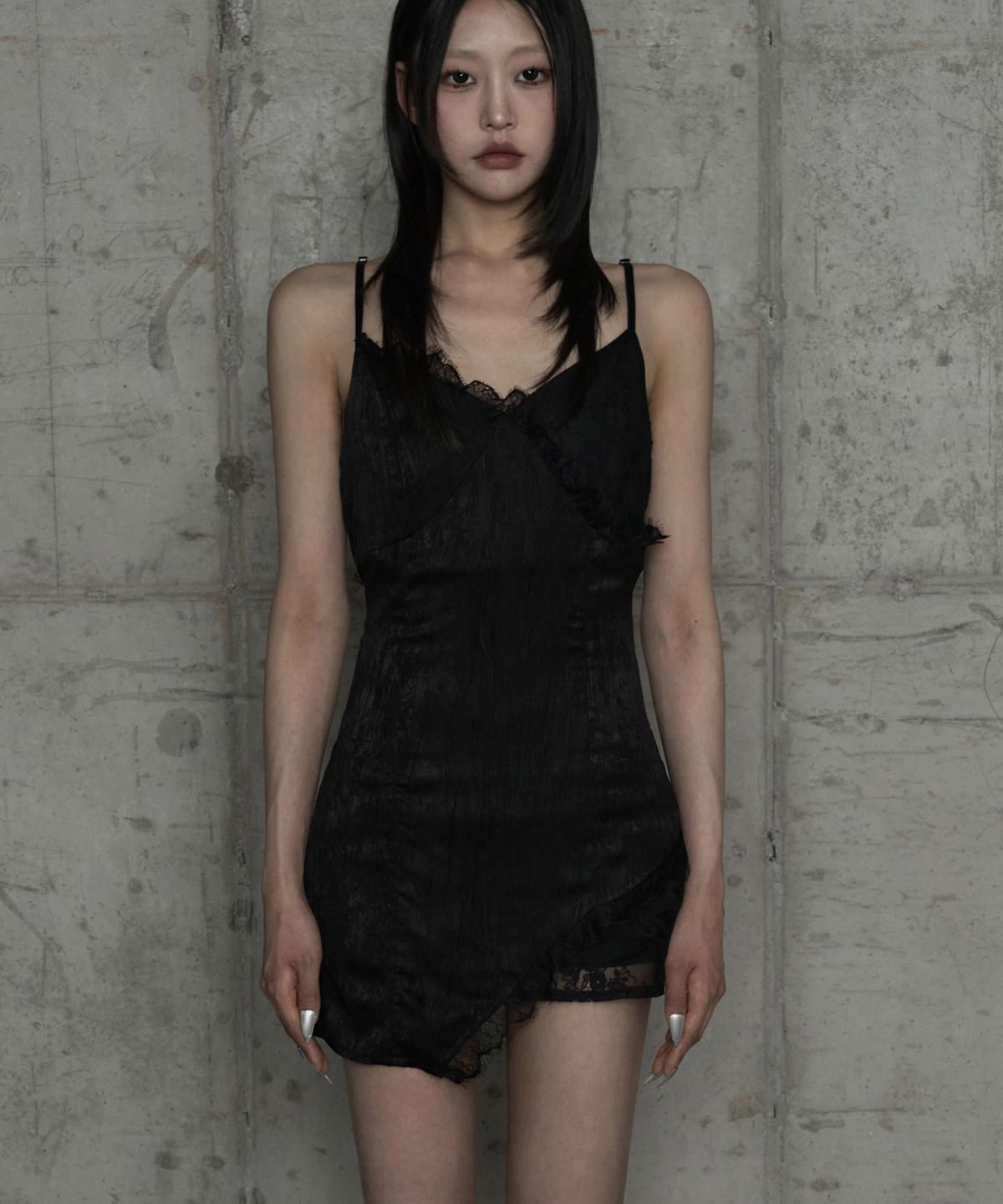 에트오소메(ETRE AU SOMMET) Double Layer Lace Back Corset Slip (Black)